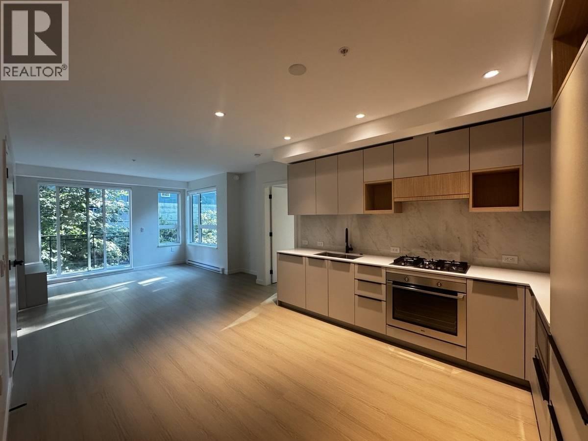 403 2015 ST. JOHNS ST  BC, Port Moody 2