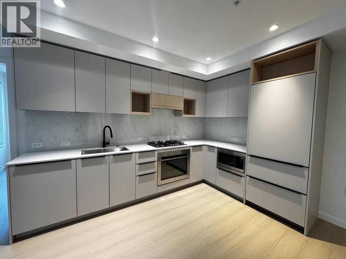 403 2015 ST. JOHNS ST BC, Port Moody