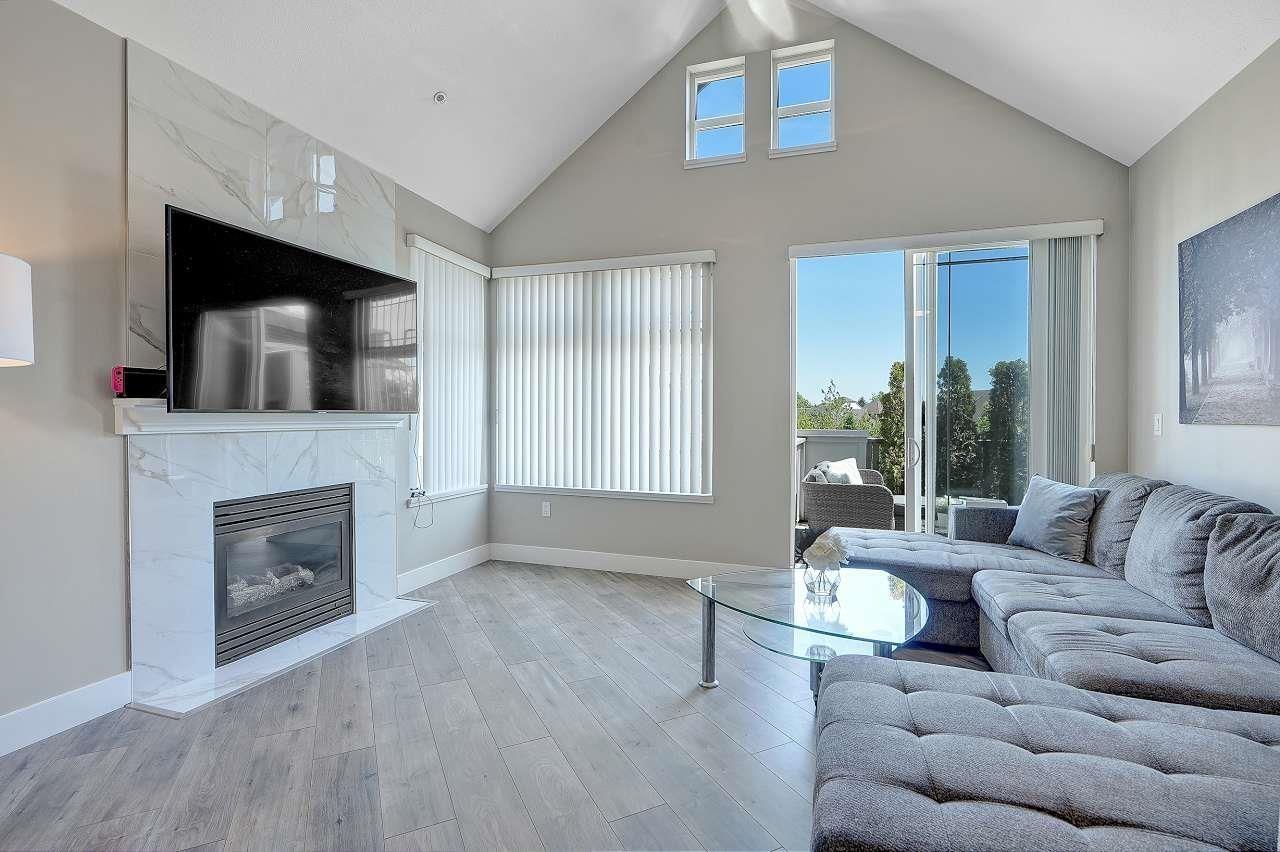 4th floor 15350 16A AVENUE, Surrey 2