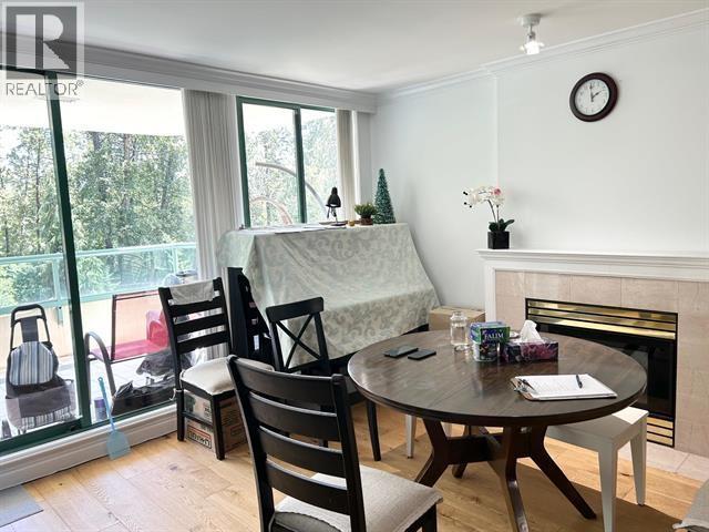 4A 338 TAYLOR WAY, West Vancouver 3