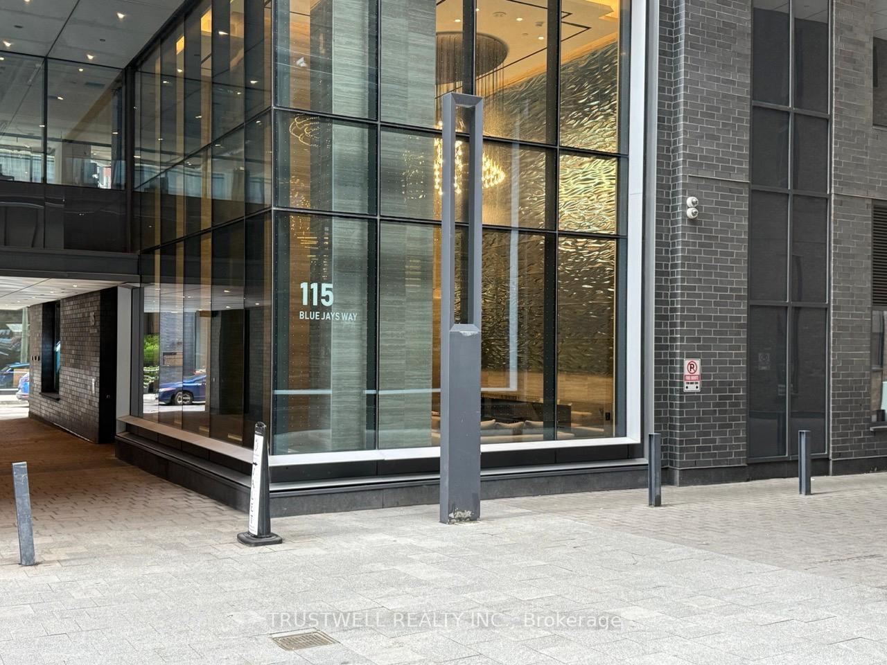 3512 - 115 Blue Jays Way, Toronto 2