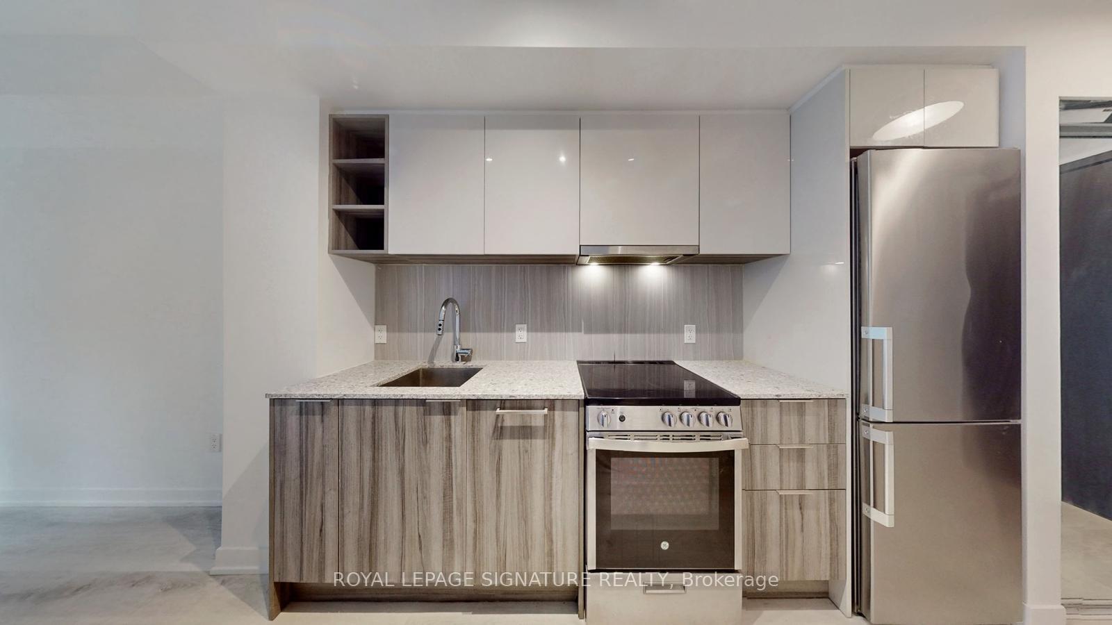 543 - 31 Tippett Road, Toronto 5