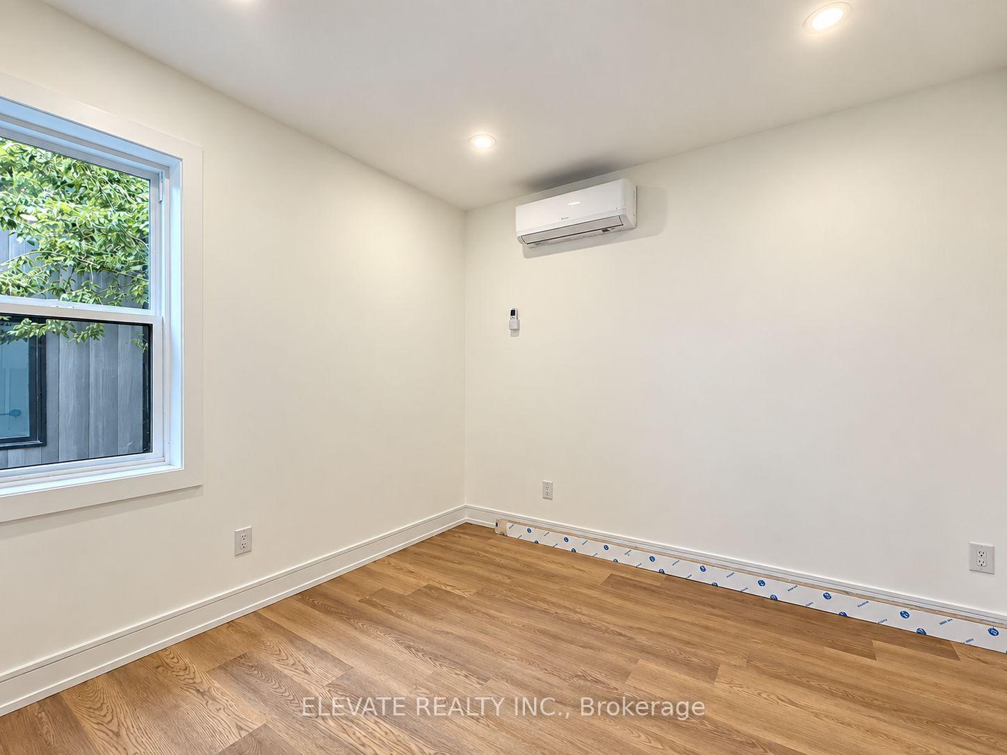 4 - 76 Burnaby Boulevard, Toronto 5