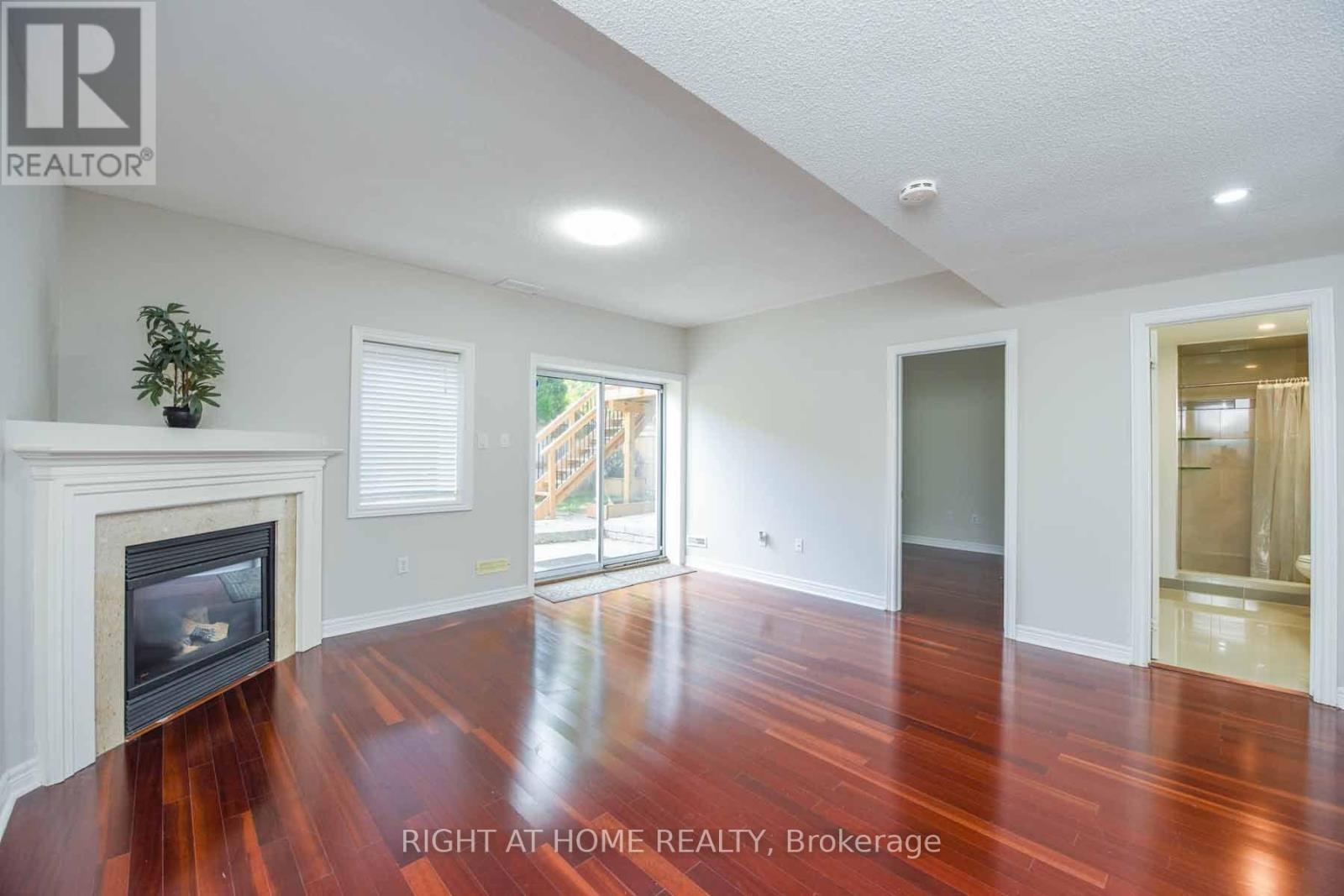 Lower - 2229 GLAZEBROOK Circle, Oakville 3
