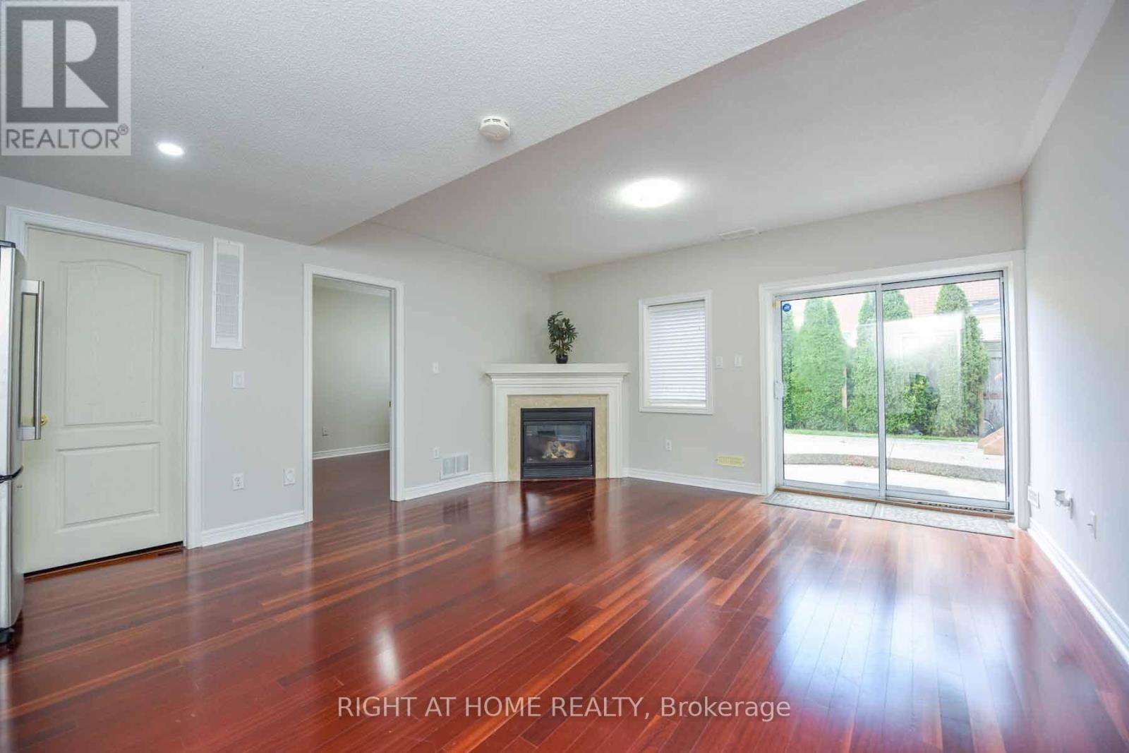 Lower - 2229 GLAZEBROOK Circle, Oakville 2