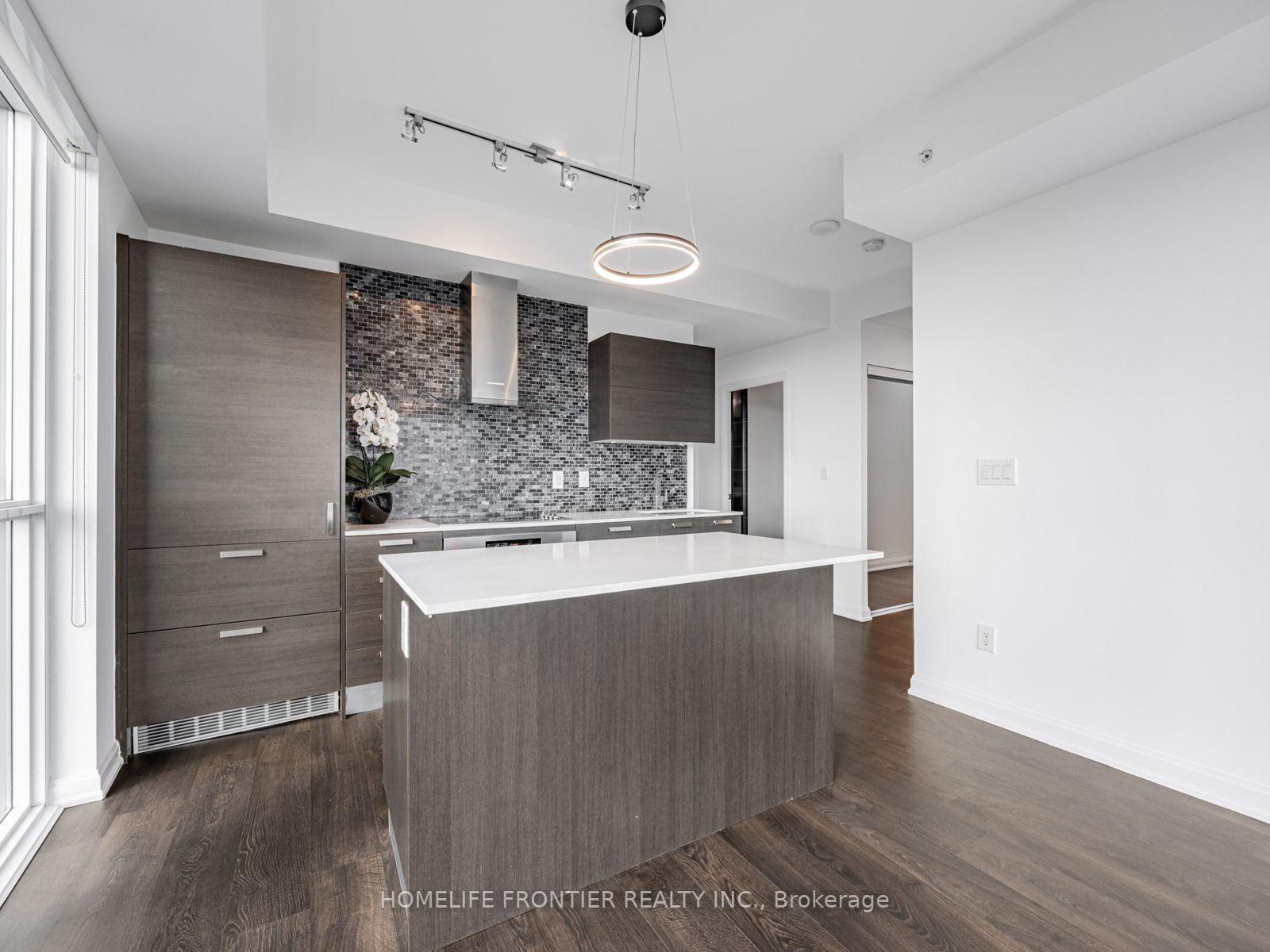 2903 - 9 Bogert Avenue, Toronto 5