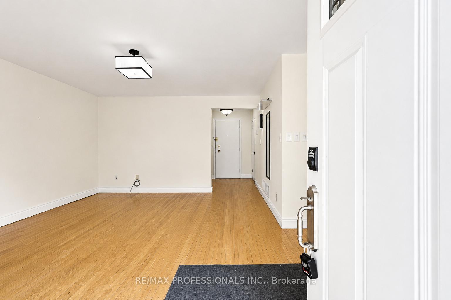 20 - 160 Carsbrooke Road, Toronto 2