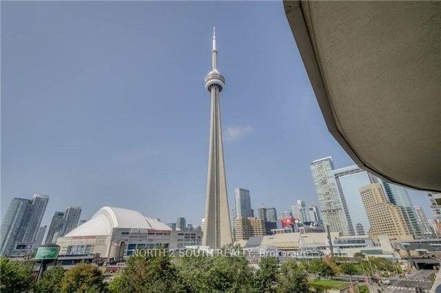 712 - 25 Lower Simcoe Street, Toronto 2