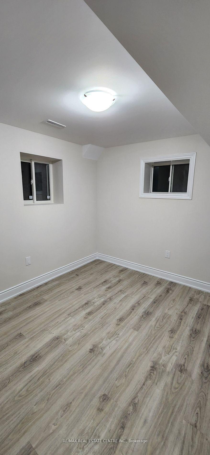 basement - 15 Dagwell Crescent, Ajax 3