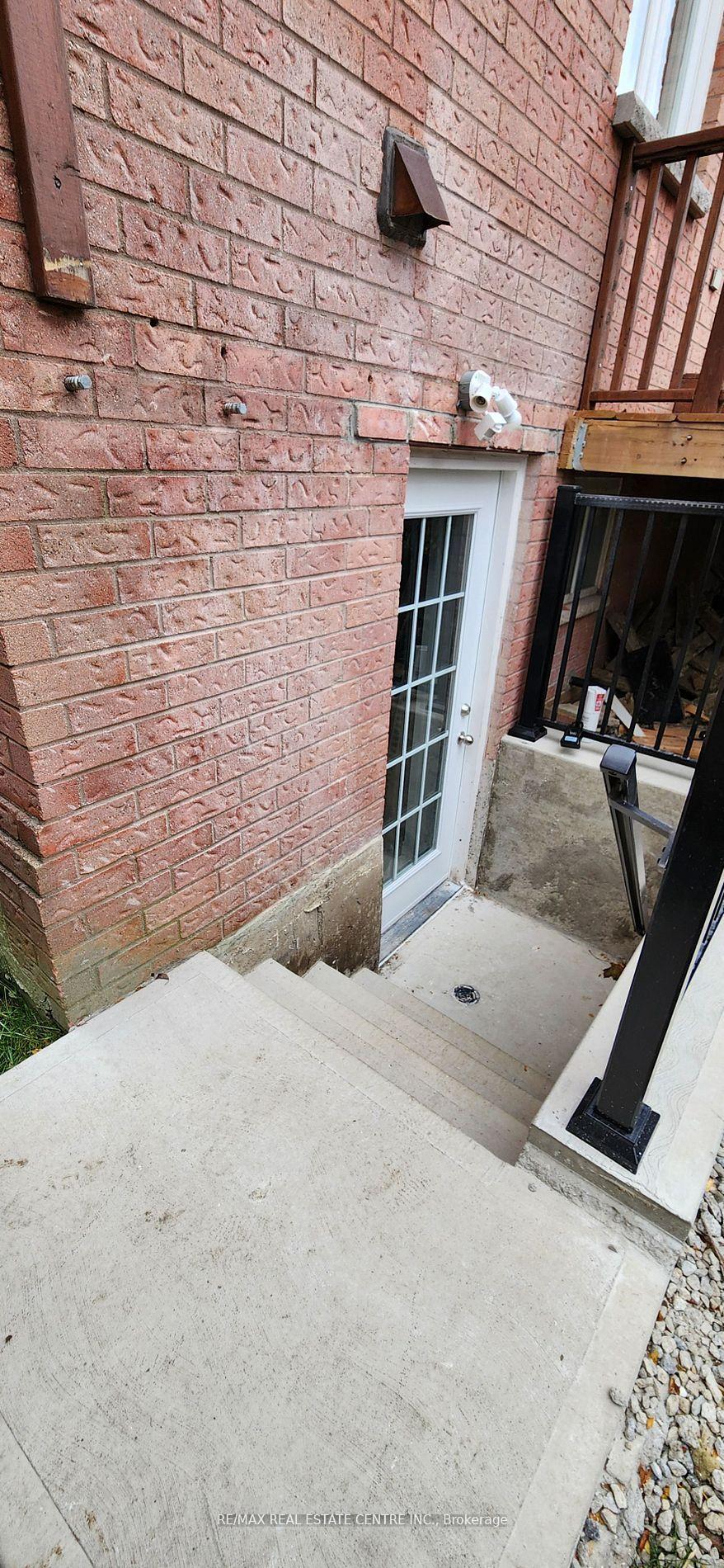 basement - 15 Dagwell Crescent, Ajax 2