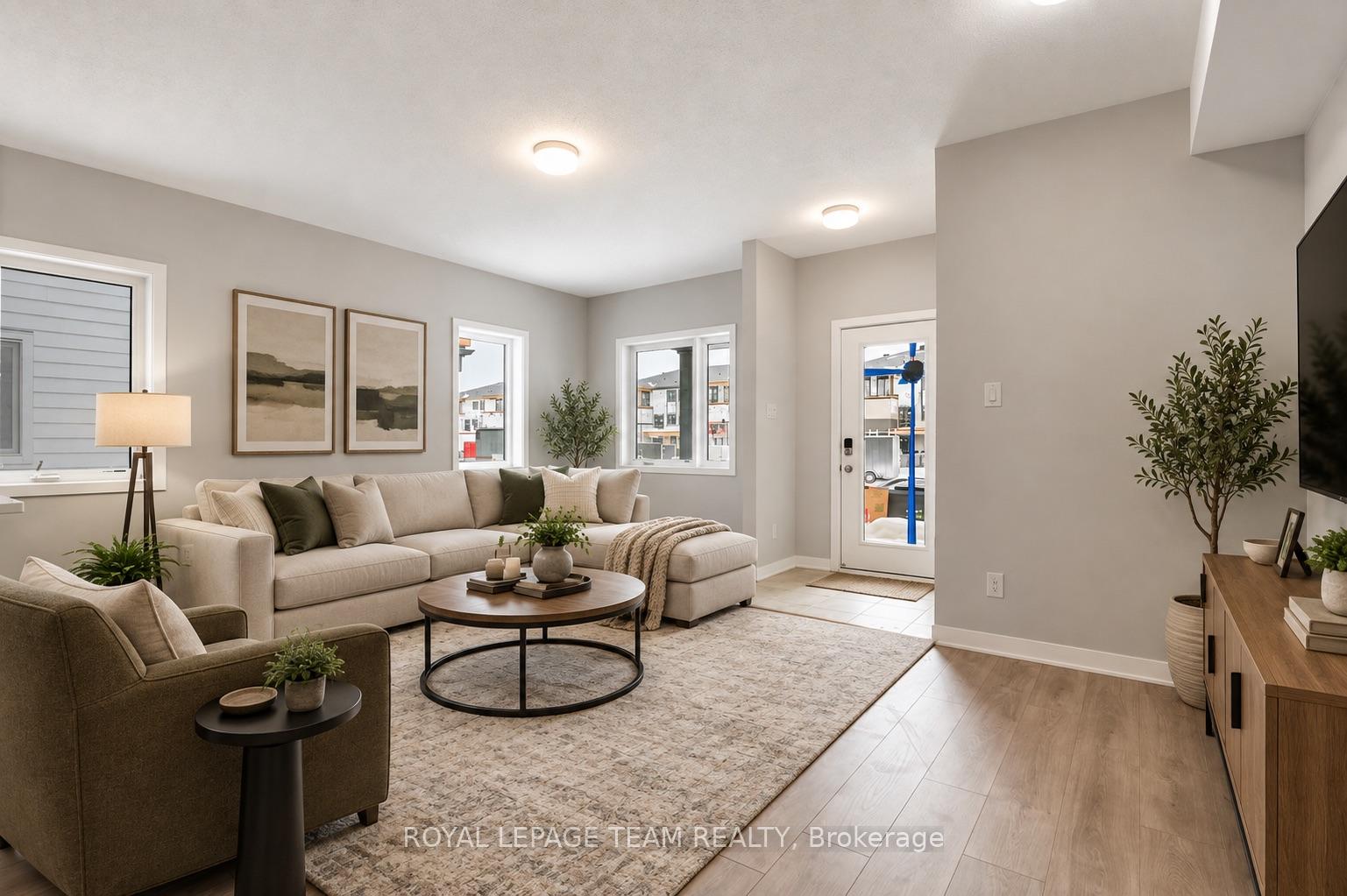 514 Lillian Freiman Pvt S, Ottawa 5