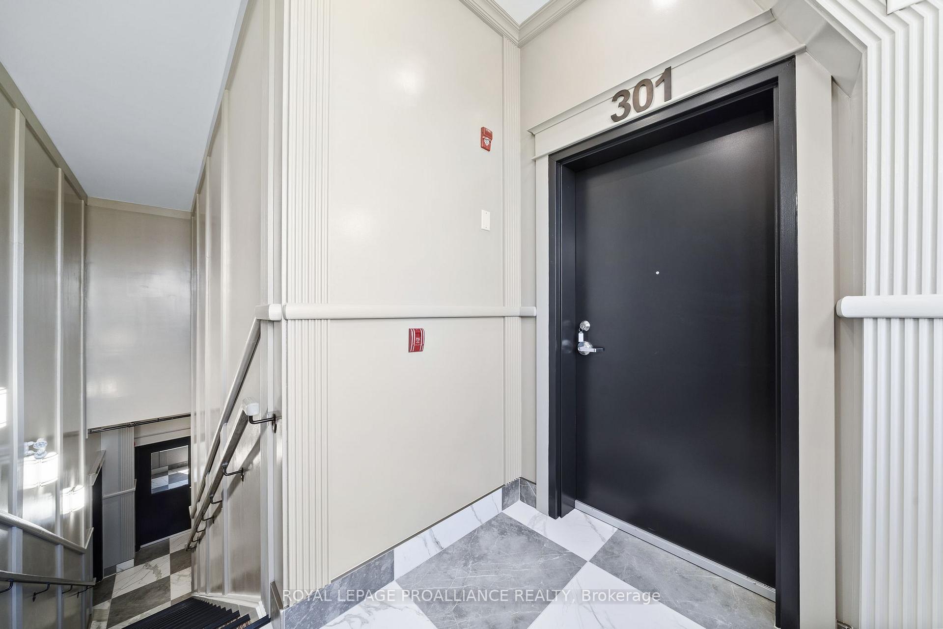 301 - 941 Charles Wilson Parkway, Cobourg 3