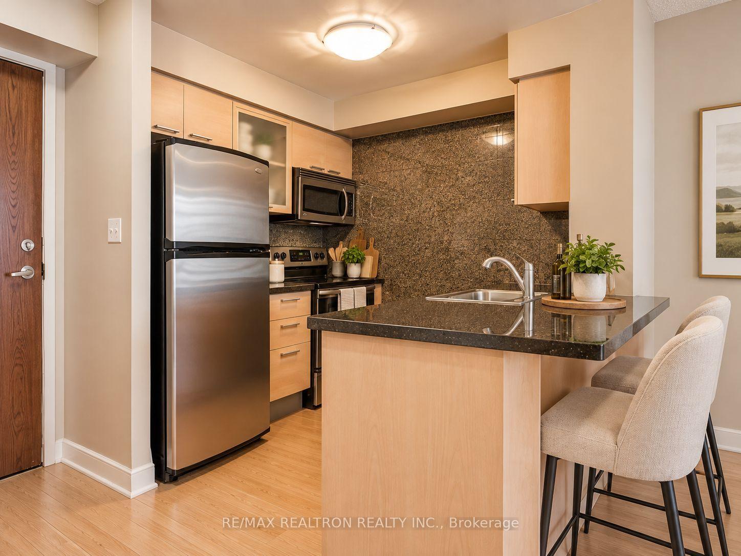 2406 - 16 Harrison Garden Boulevard, Toronto 4