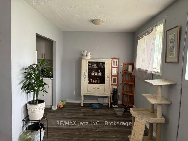 2 - 43 Wayne Avenue, Oshawa 3