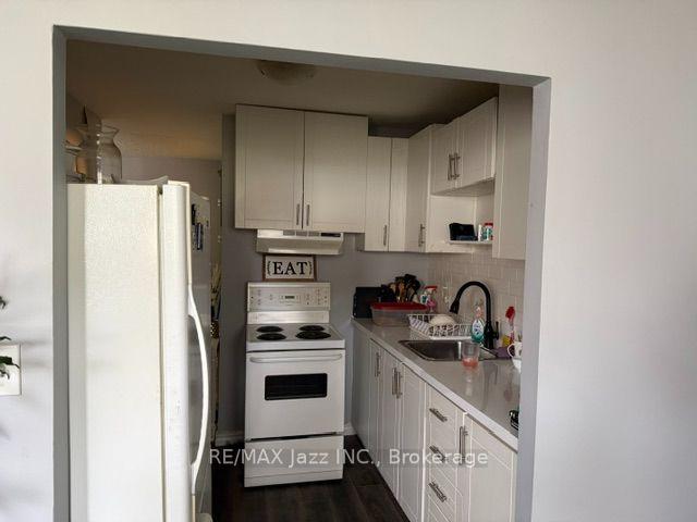 2 - 43 Wayne Avenue, Oshawa 2