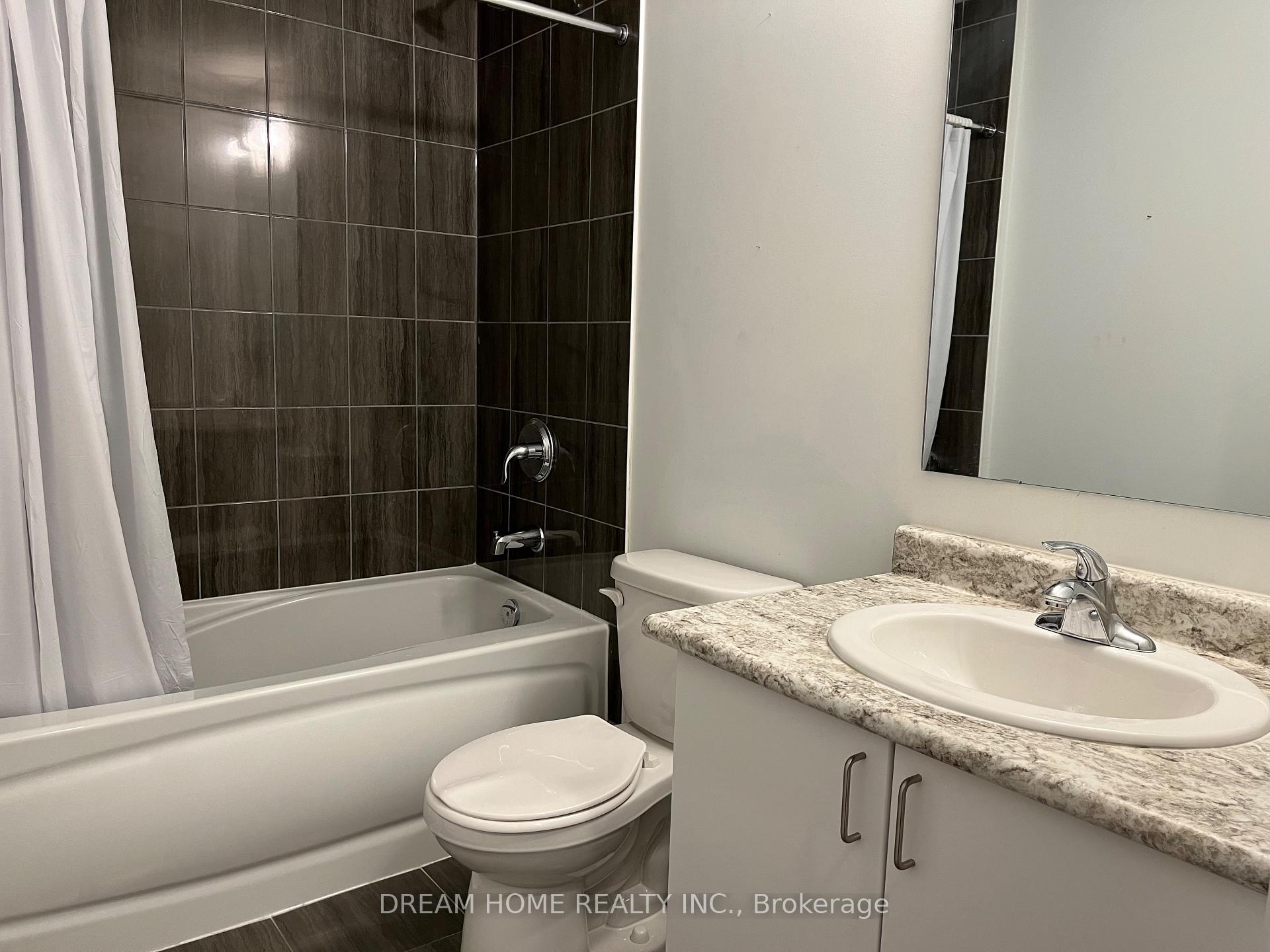 B2 - 3 Falaise Road, Toronto 4