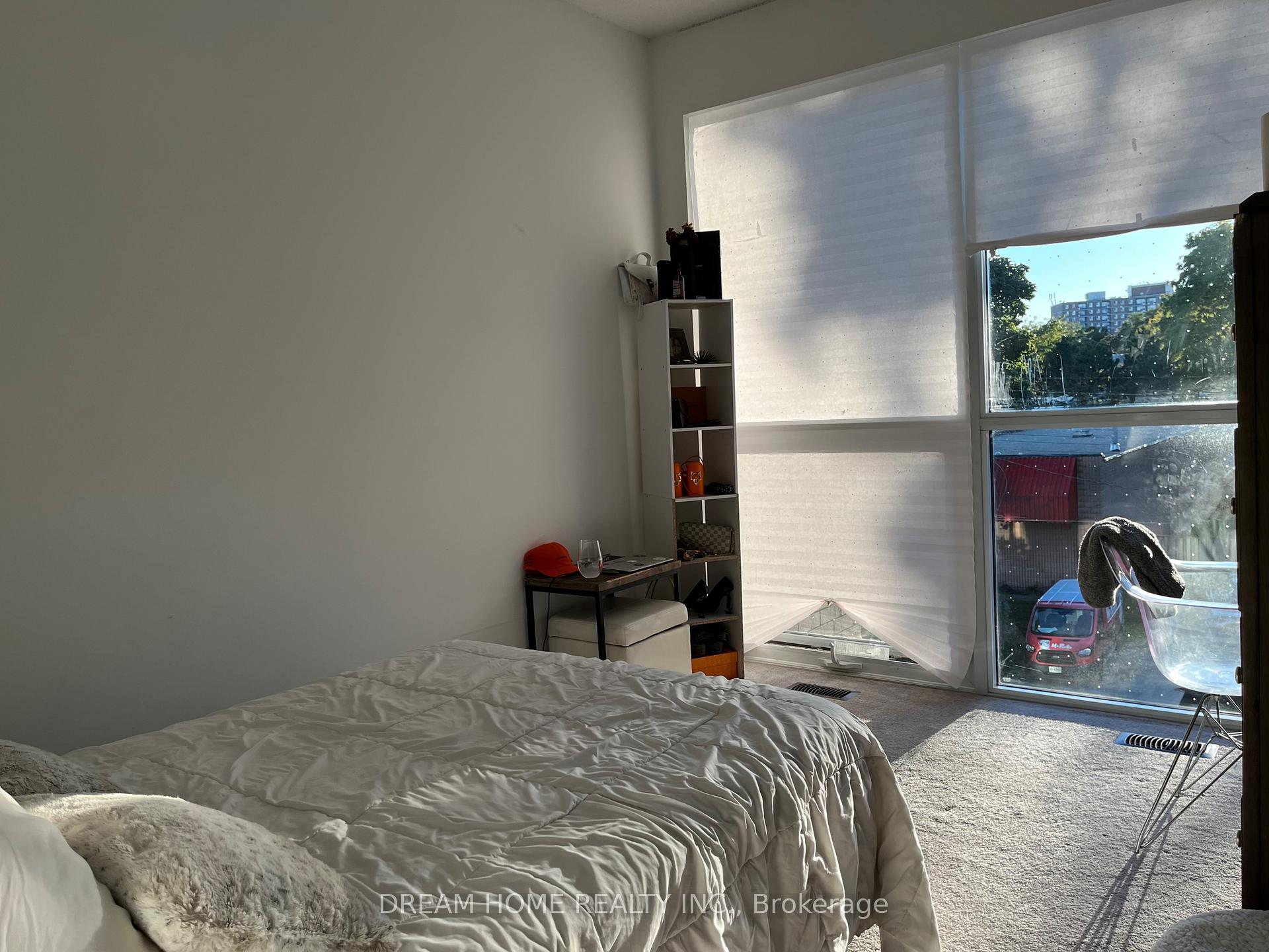 B2 - 3 Falaise Road, Toronto 3