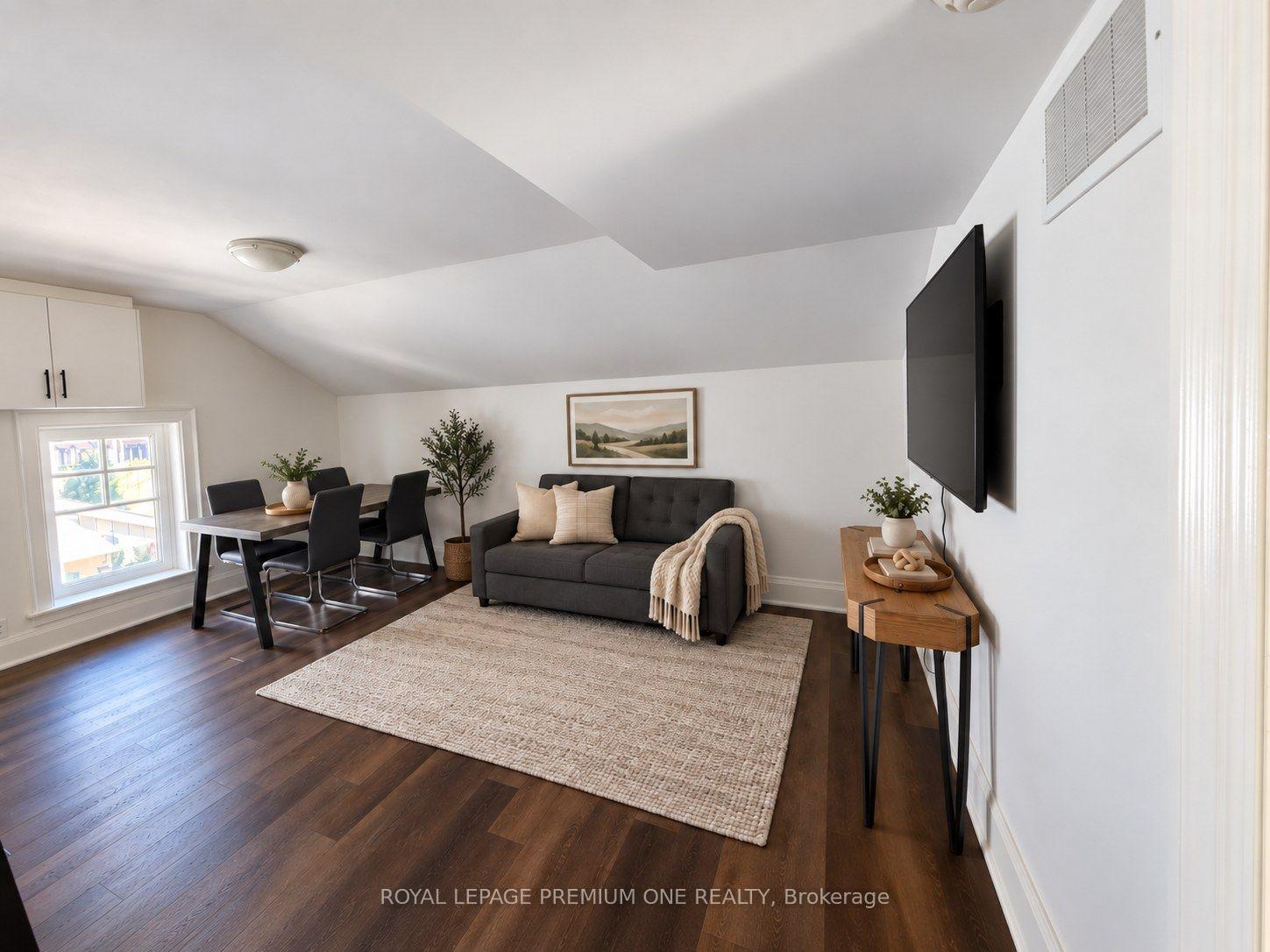 Upper - 10496 ISLINGTON Avenue, Vaughan