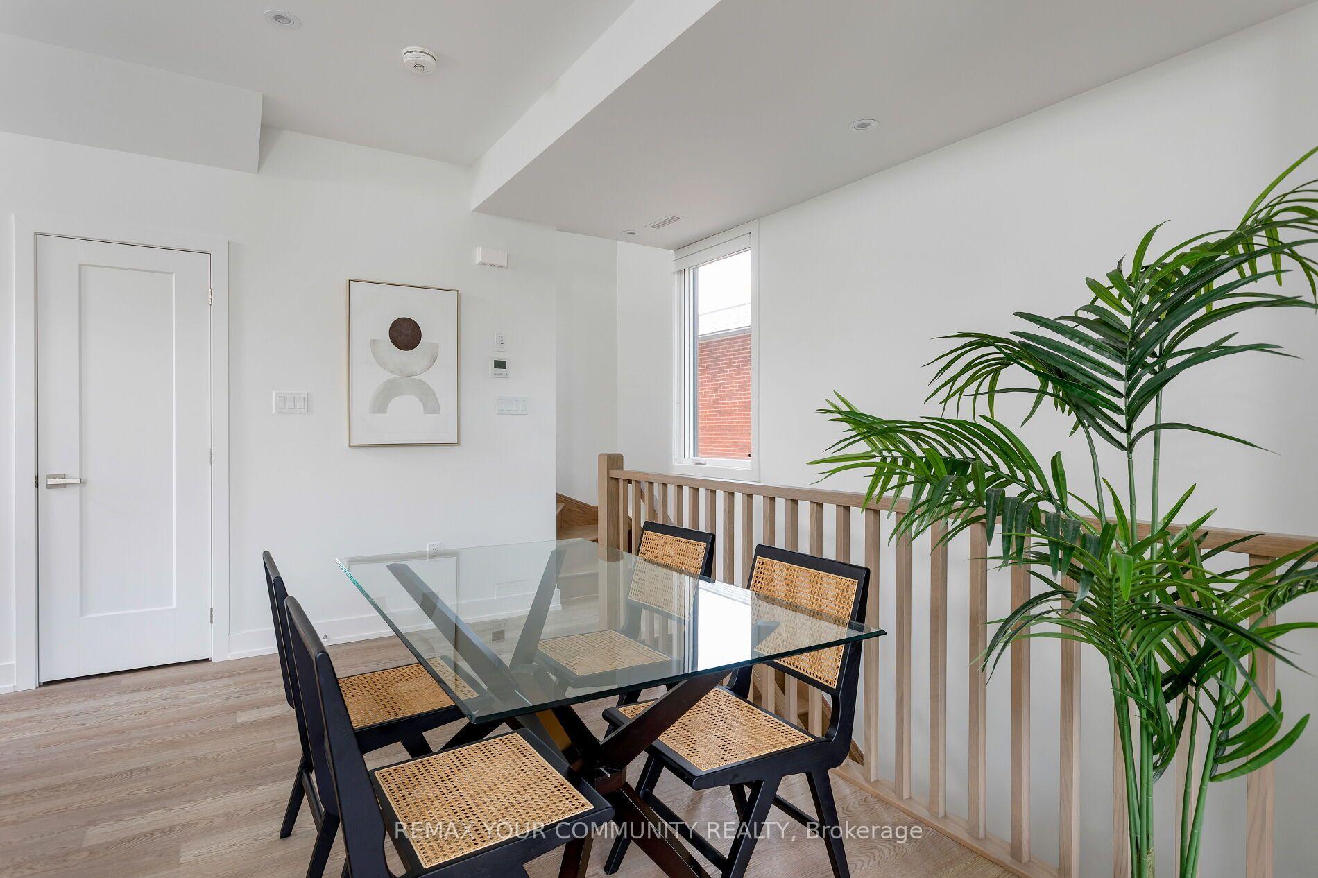 2 - 103 Cavell Avenue, Toronto 4