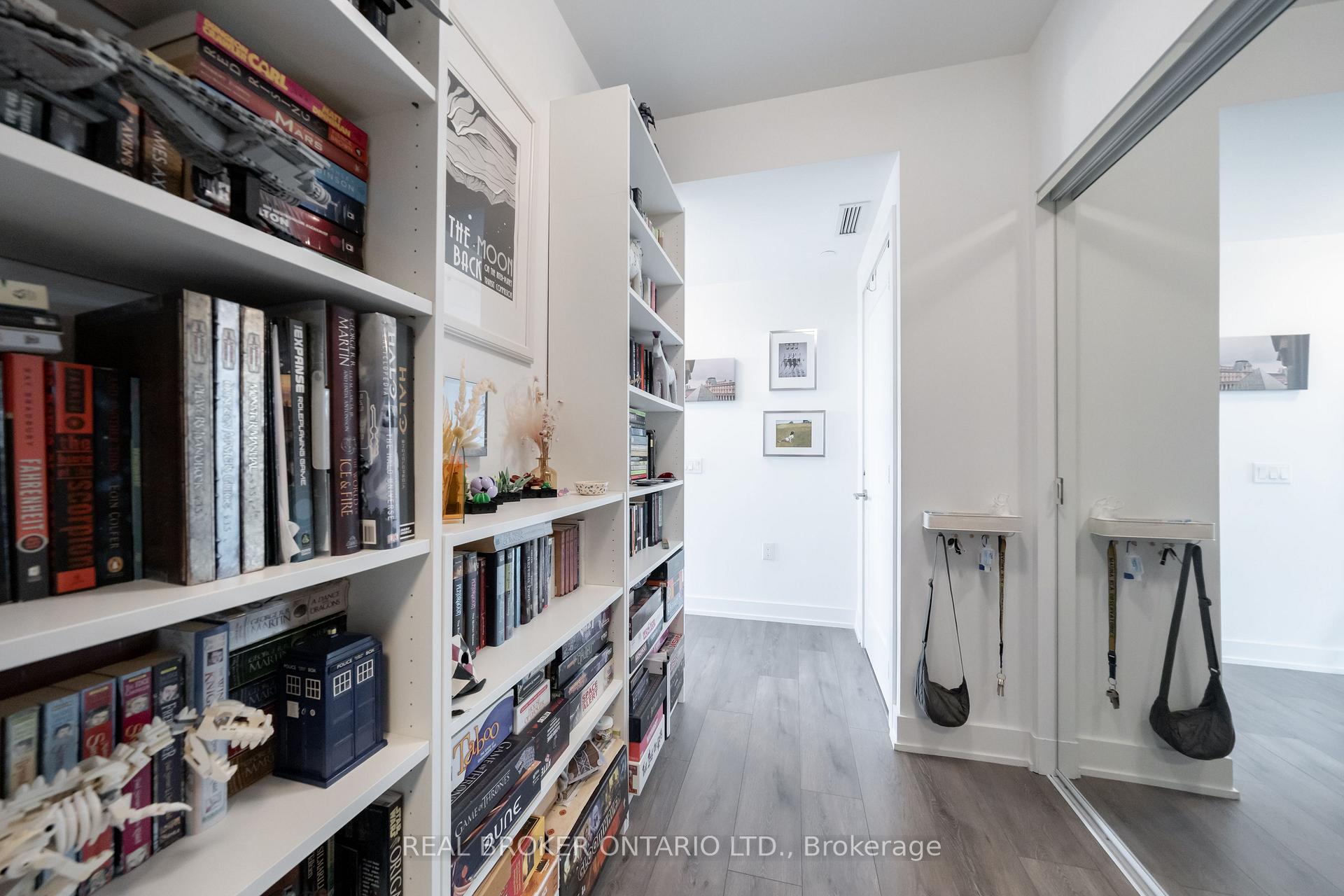 2108 - 575 Bloor Street E, Toronto 3