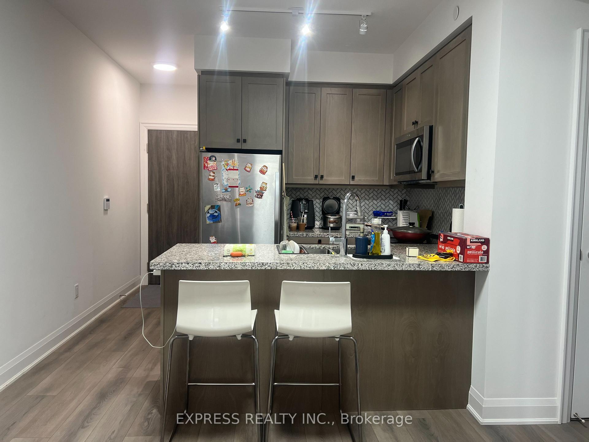 801 - 20 Gatineau Drive, Vaughan 2