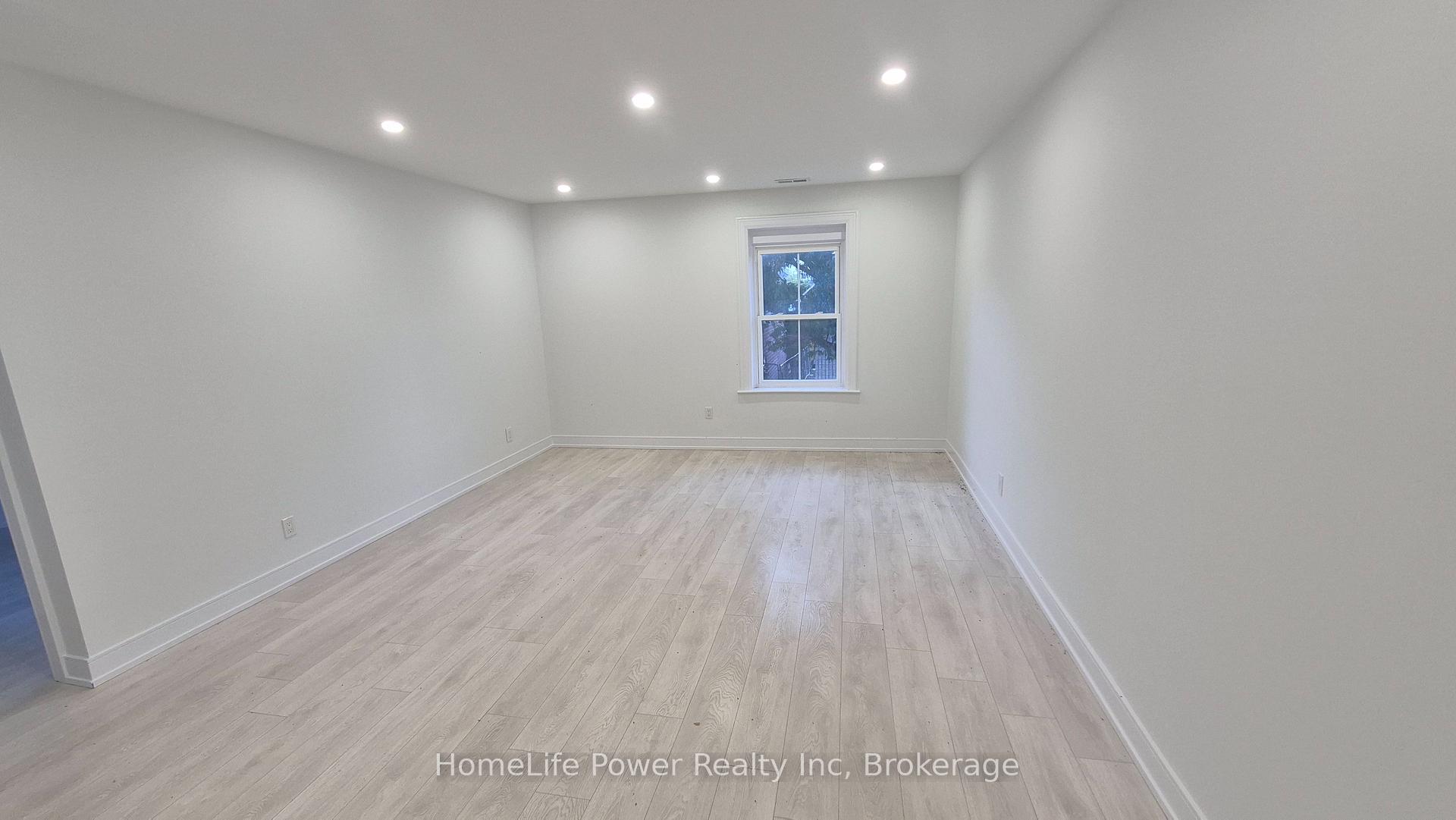 1U - 35 Wellington Street, Brantford 4
