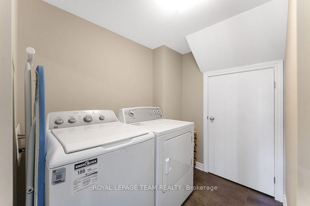 534 Tungsten Terrace, Ottawa 4