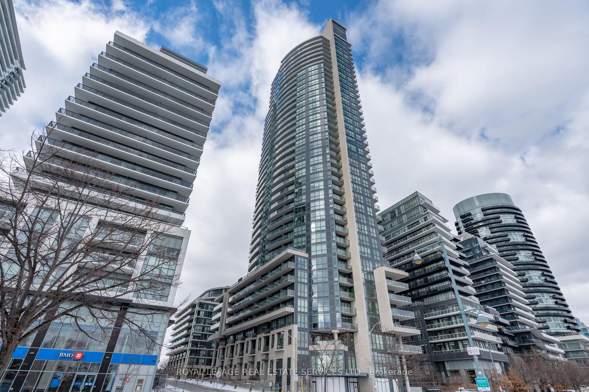 306 - 59 Annie Craig Drive, Toronto 2