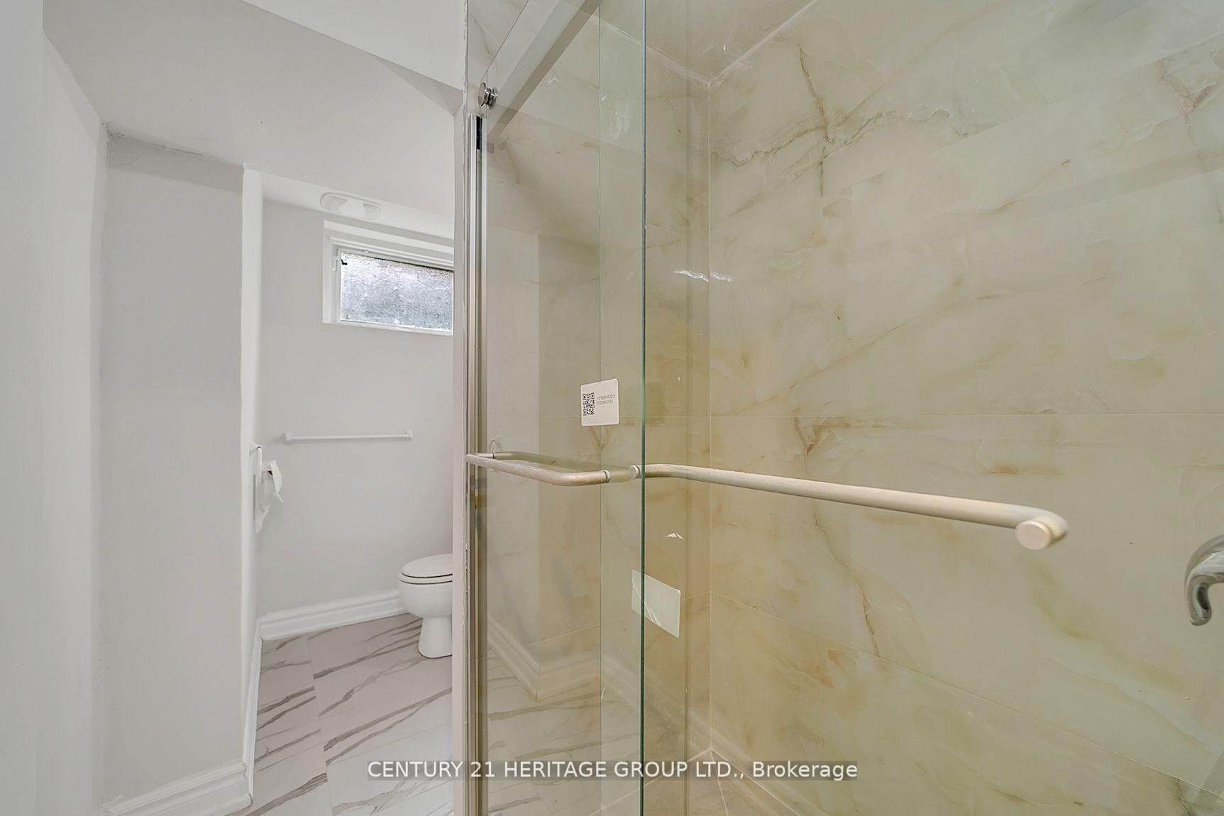 Bsmt - 31 Larabee Crescent, Toronto 3