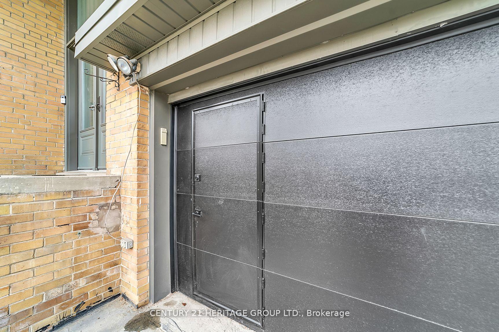 Bsmt - 31 Larabee Crescent, Toronto 2