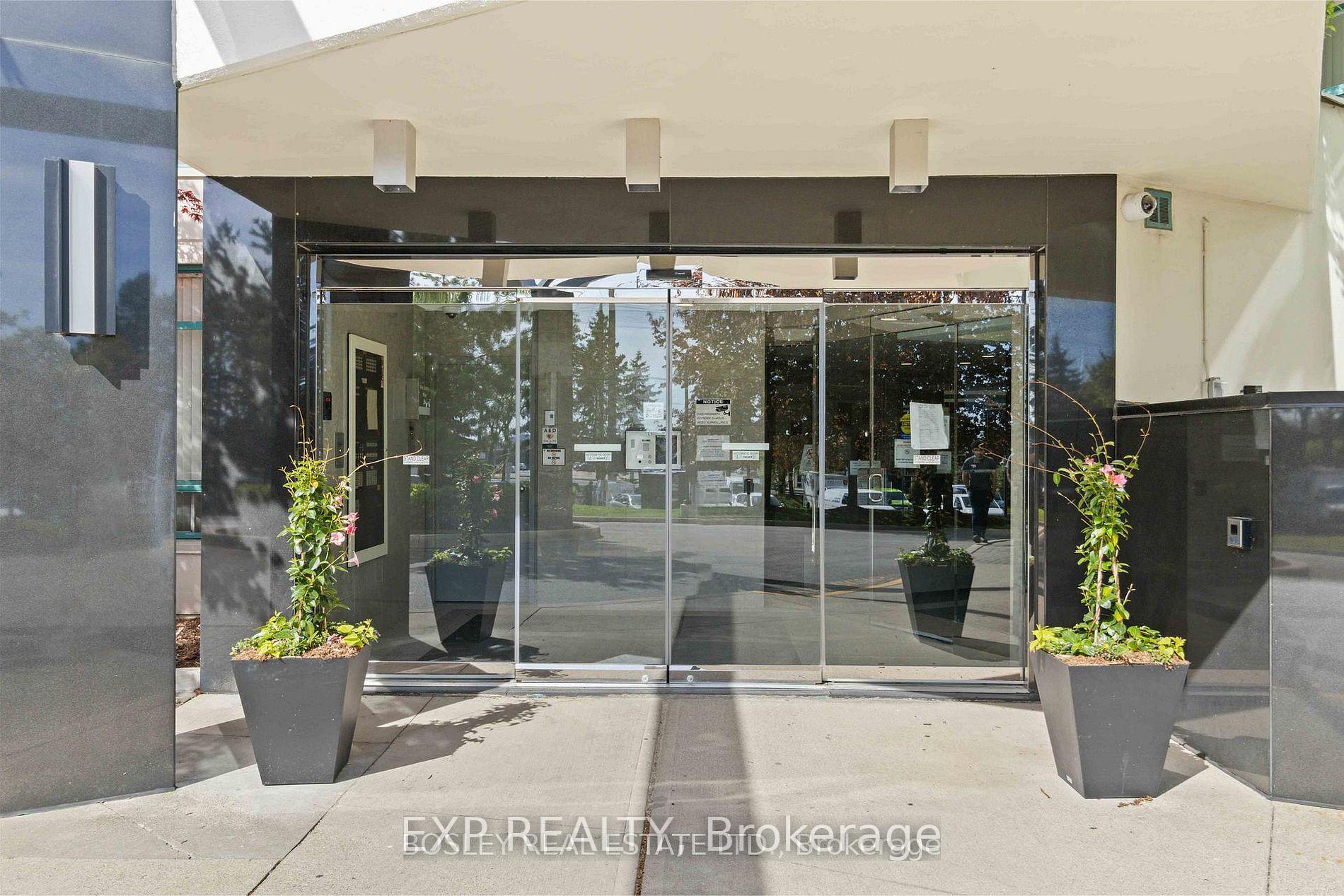 206 - 7250 Yonge Street, Vaughan 2