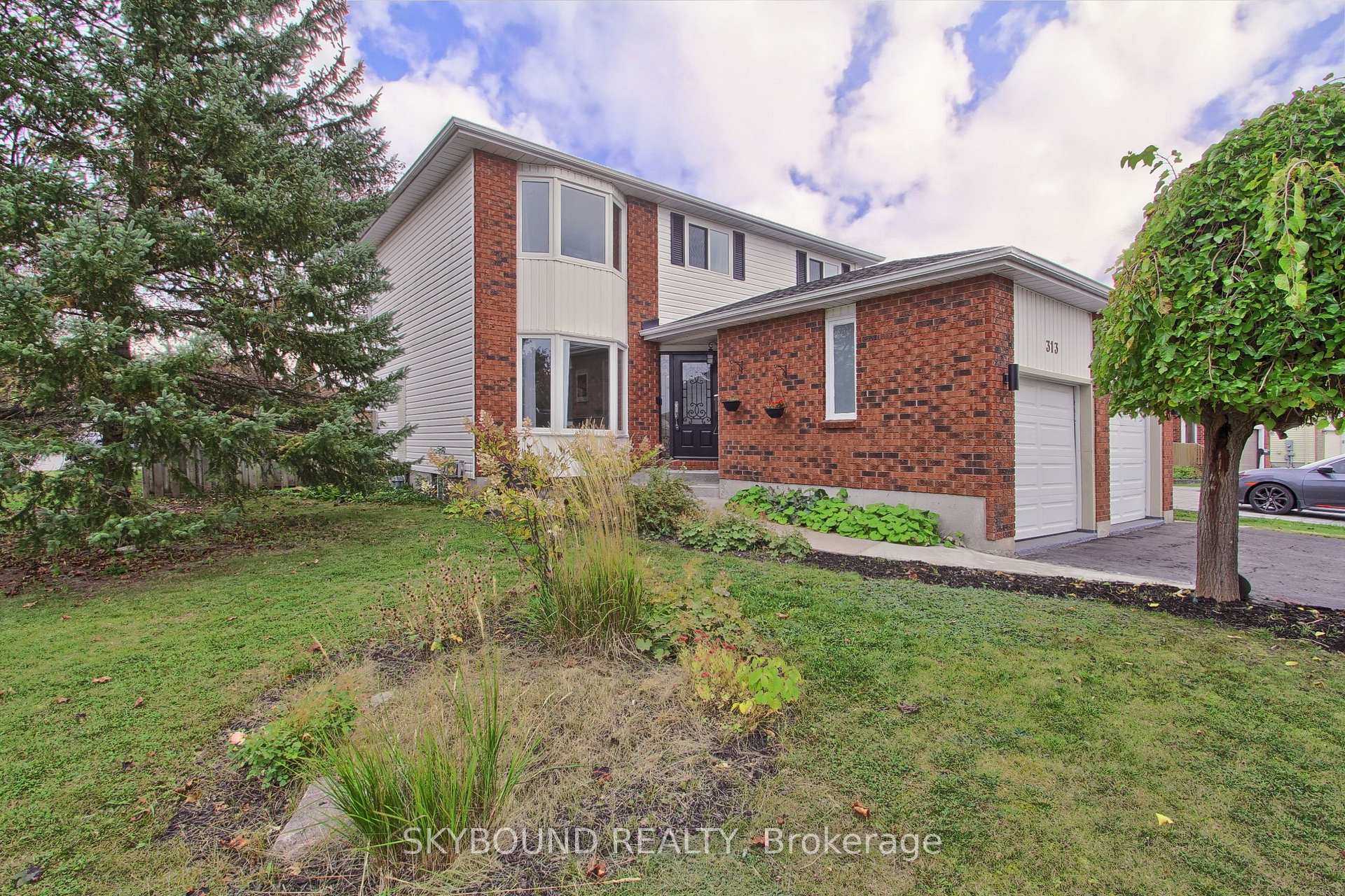 313 Hickling Trail Barrie Ontario Canada Sale residential   Skybound Realty, Brokerage 