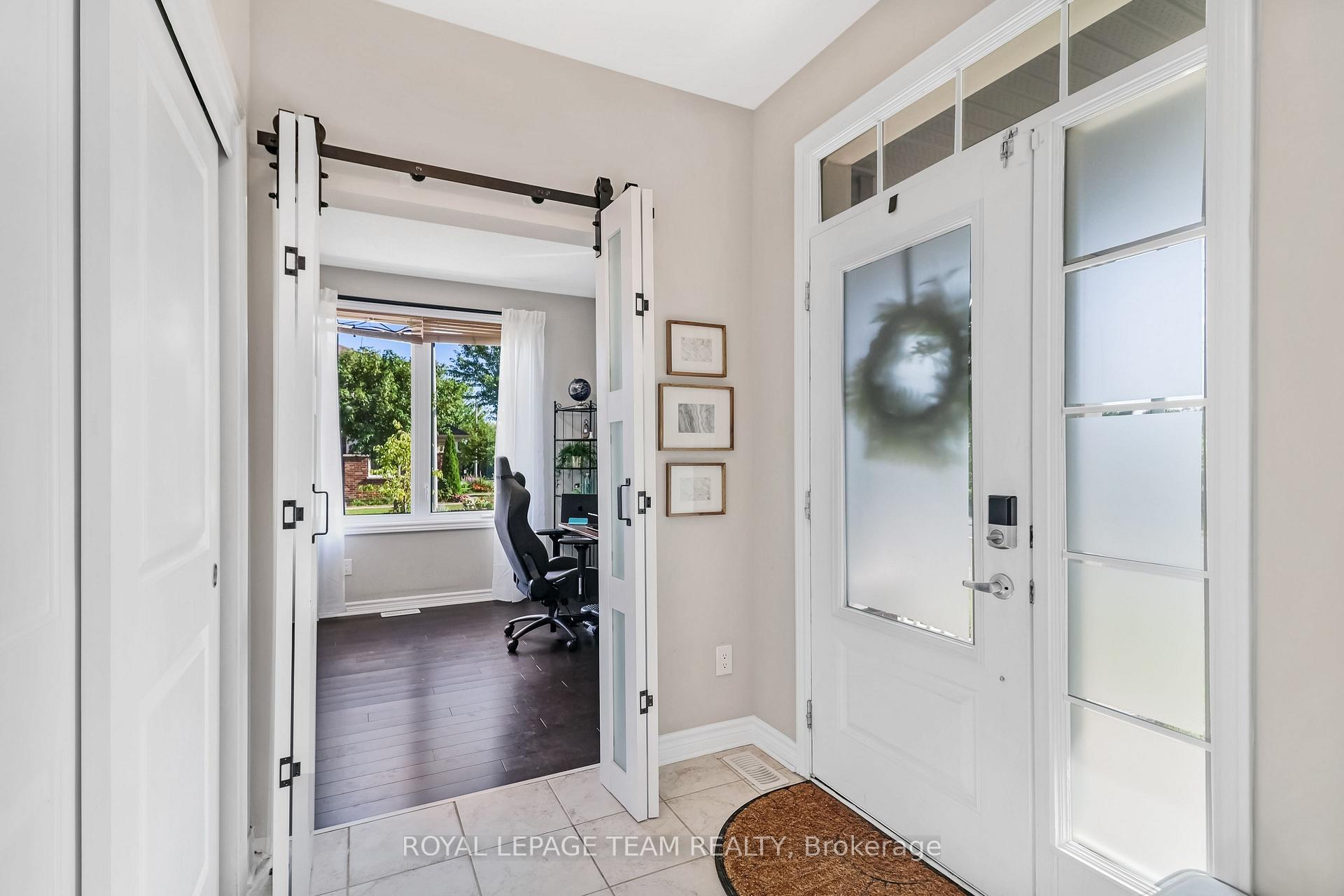 3 Stoneleigh Street, Ottawa 5