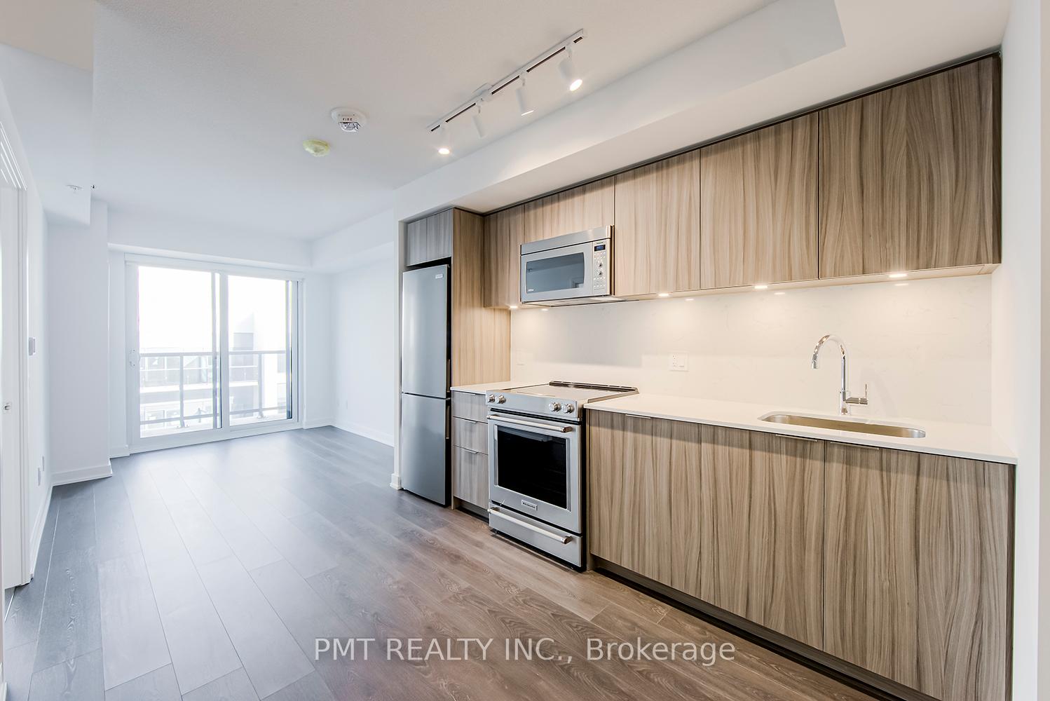 2105 - 30 Samuel Wood Way, Toronto 2