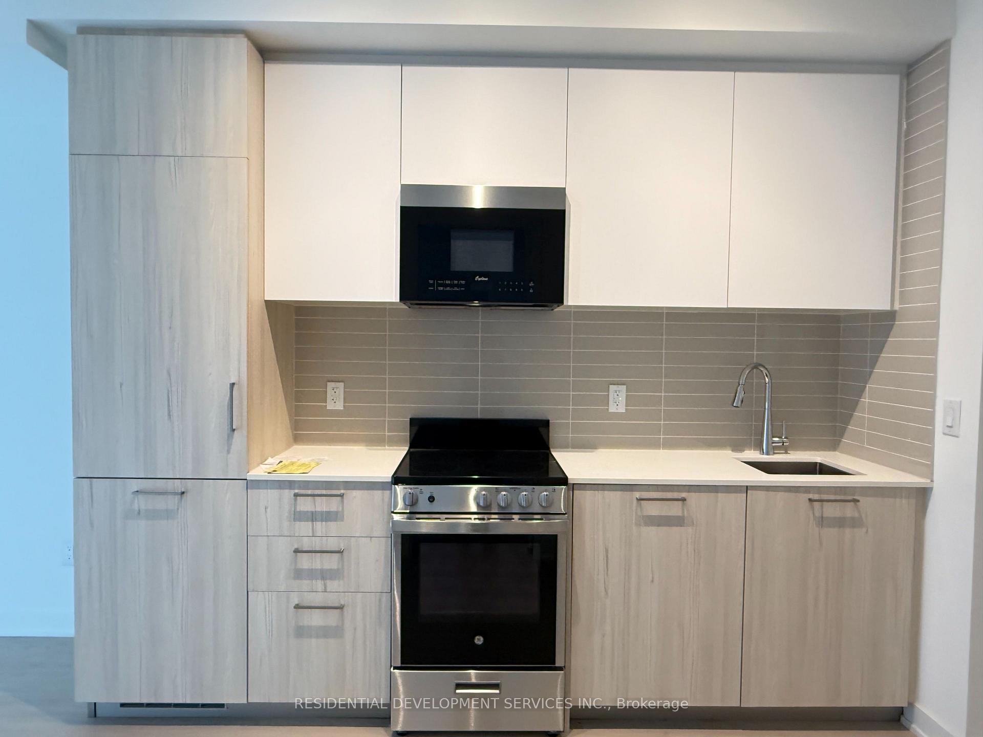 402 - 65 Mutual Street, Toronto 2
