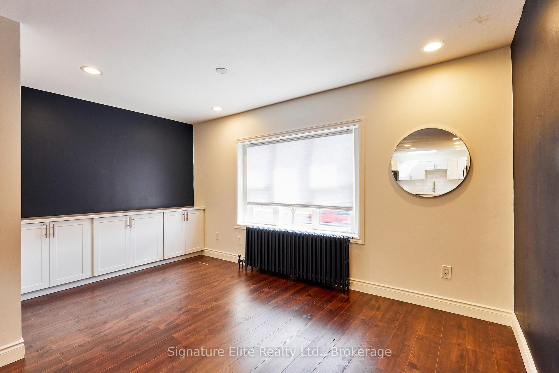 Upper - 2356 Kingston Road, Toronto 2