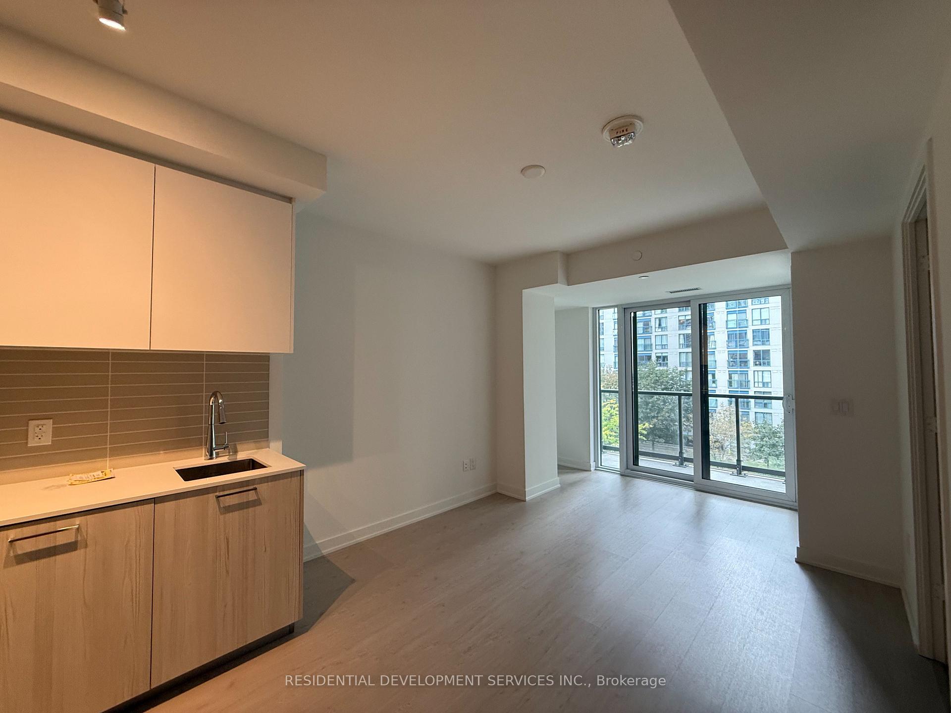 410 - 65 Mutual Street, Toronto 5