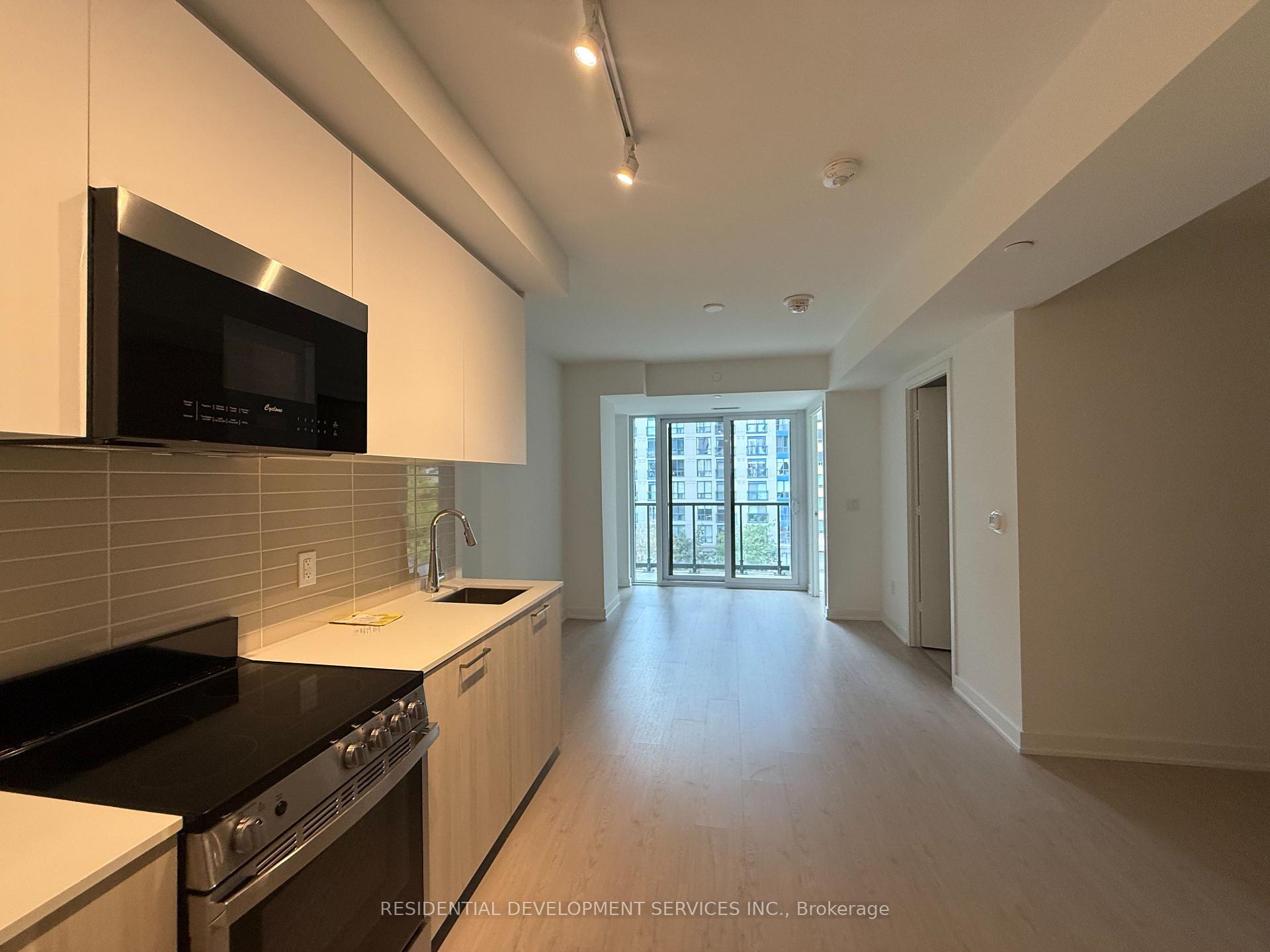 410 - 65 Mutual Street, Toronto 3