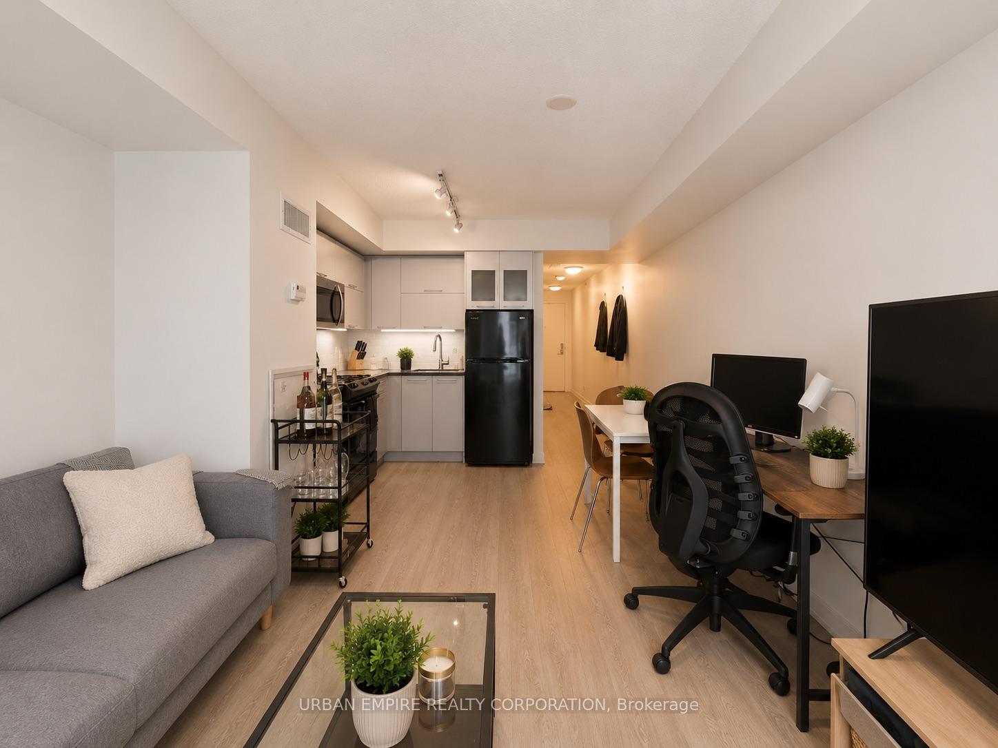 408 - 126 Simcoe Street, Toronto 2