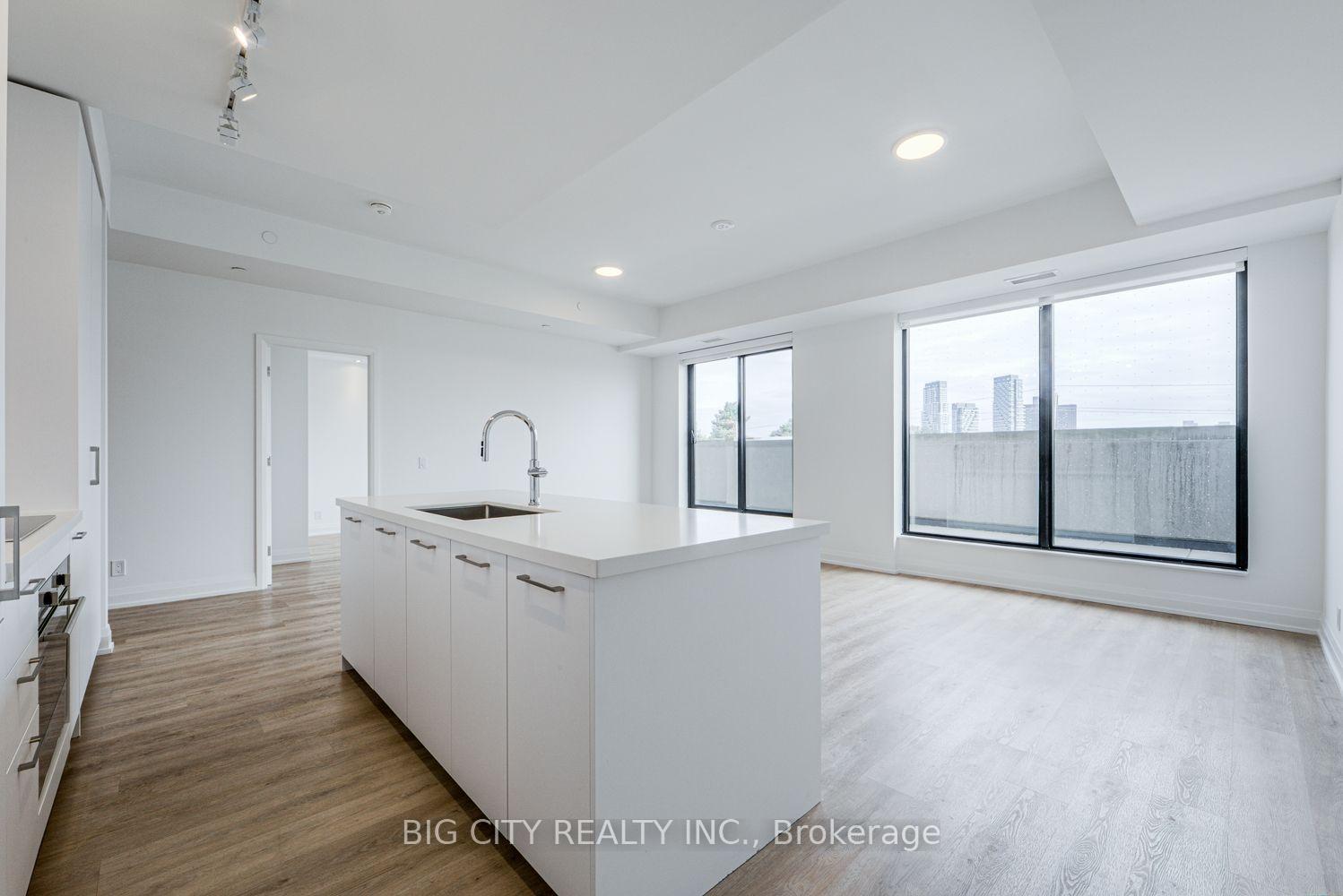 209 - 36 Brentcliffe Road, Toronto 2