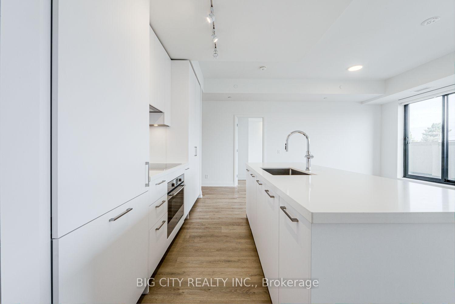 209 - 36 Brentcliffe Road, Toronto 3