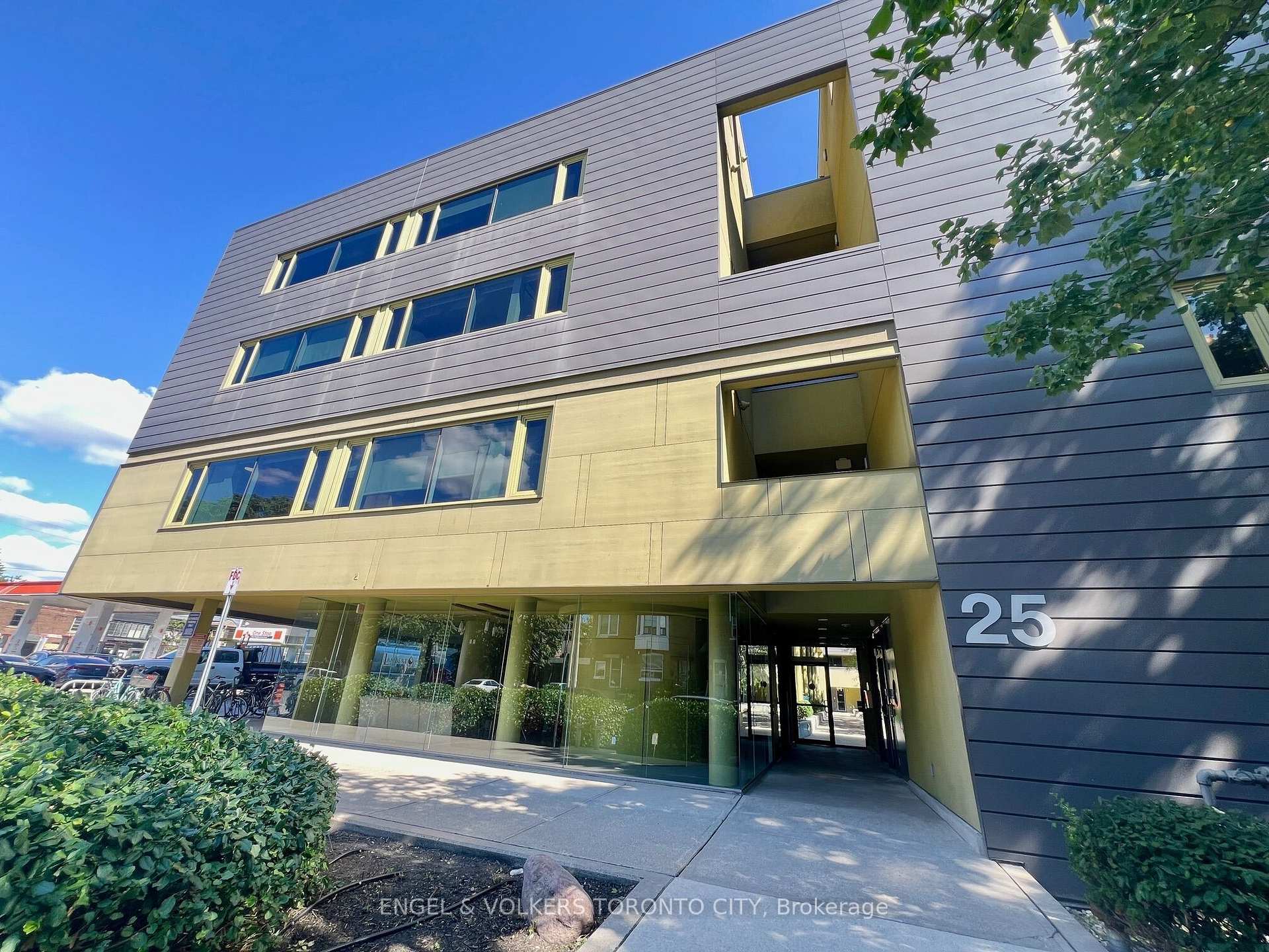 202 - 25 Ritchie Avenue, Toronto 3