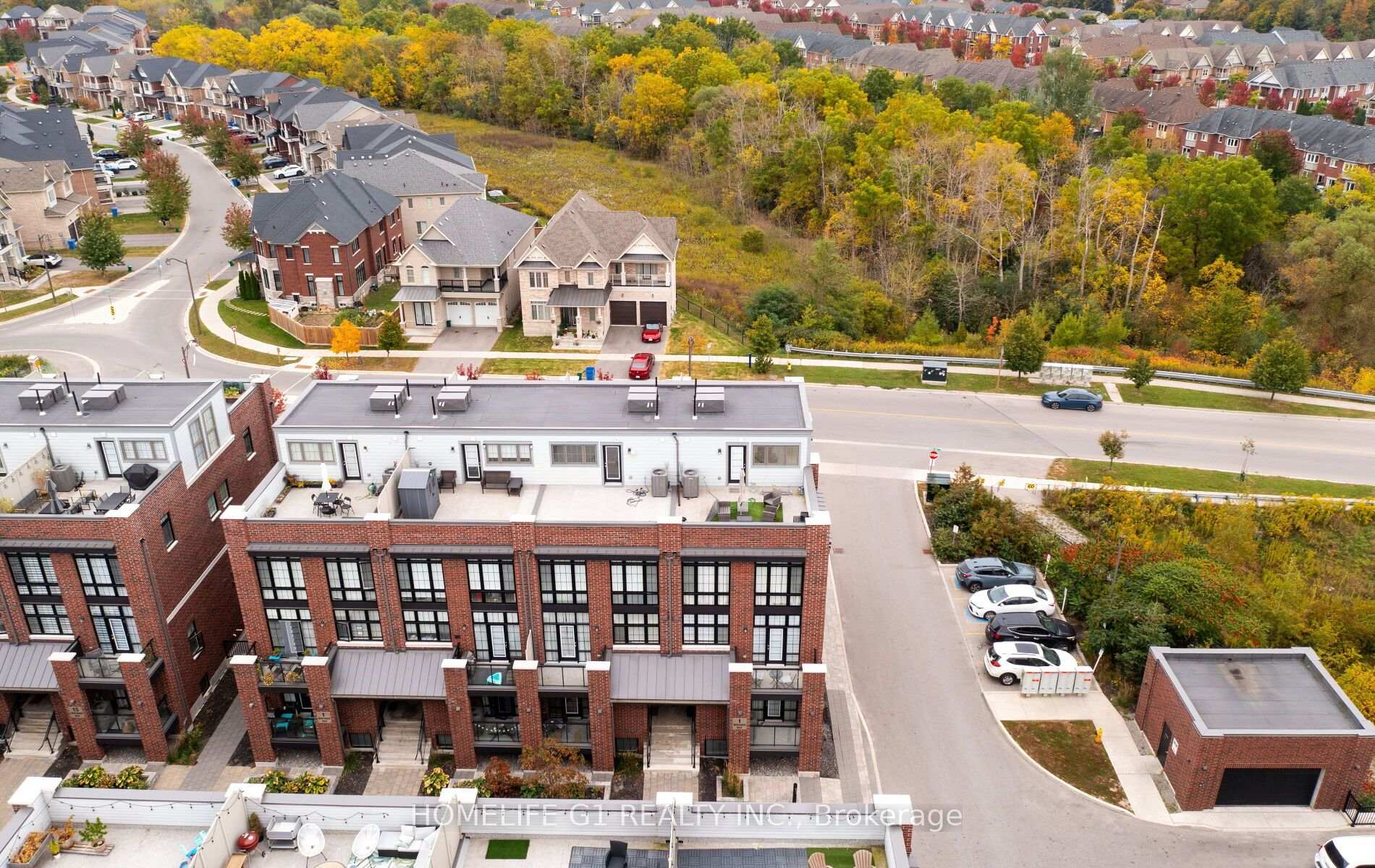 1 Whitaker Way Whitchurch-Stouffville Ontario Canada Sale residential   HomeLife G1 Realty Inc., Brokerage*