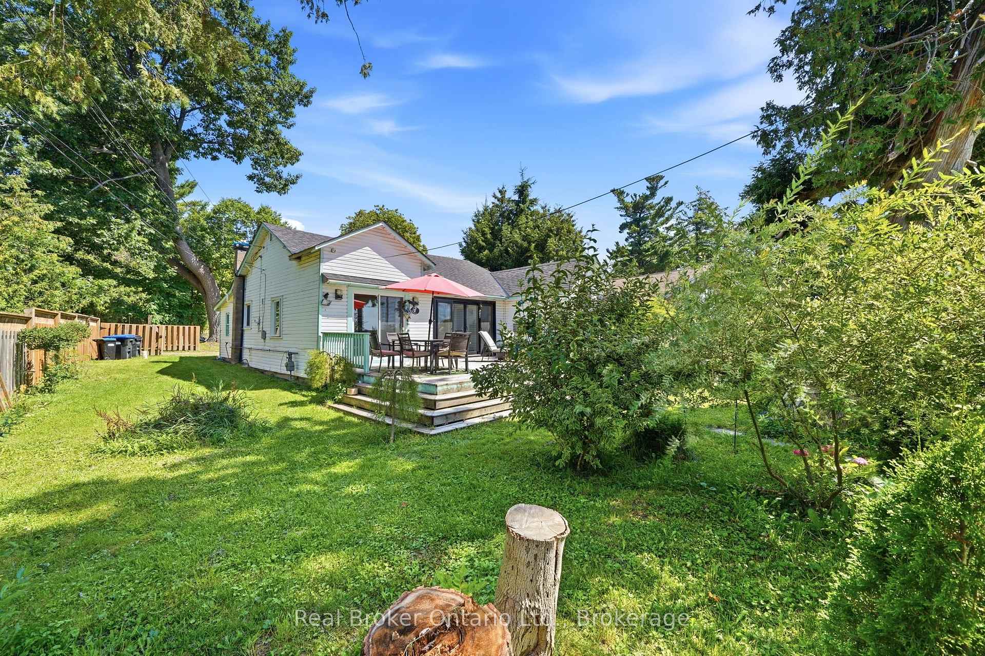 7 Oliver Drive, Tiny 2