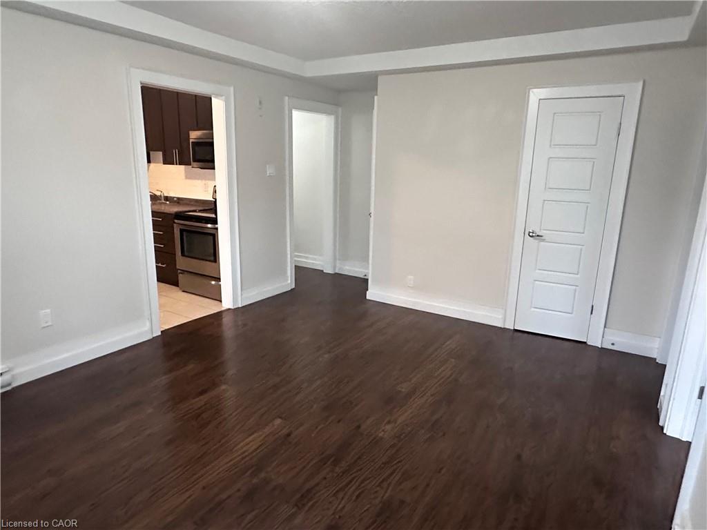 203 - 58-60 Madison Avenue N, Kitchener 5