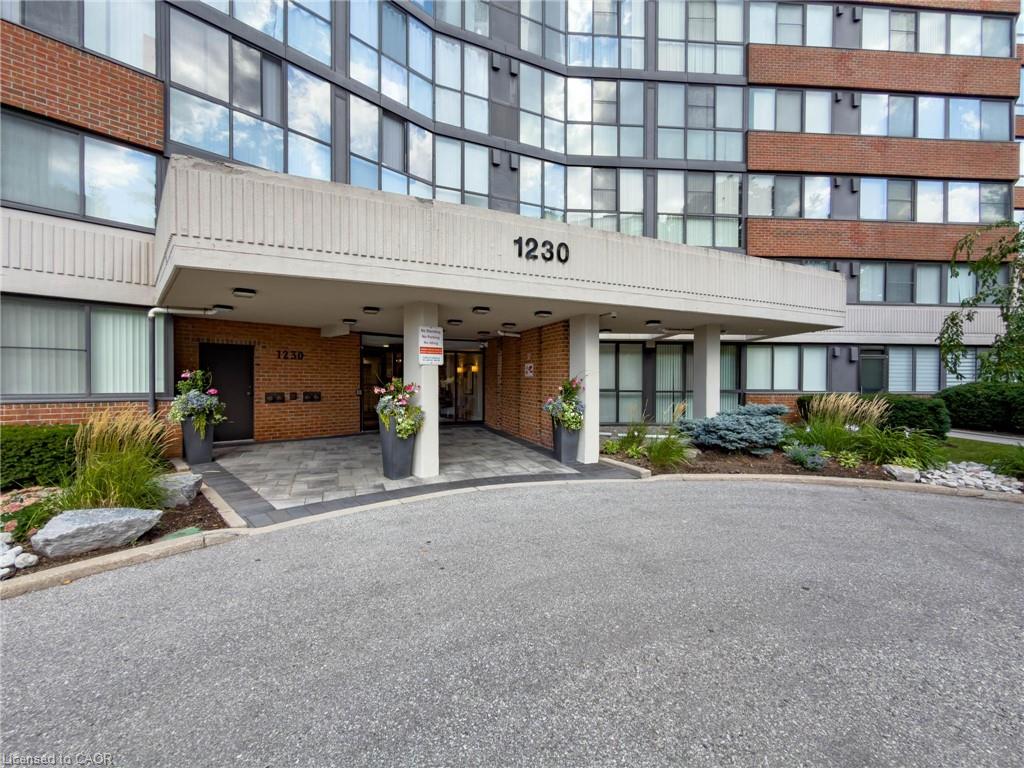 202 - 1230 Marlborough Court, Oakville 3