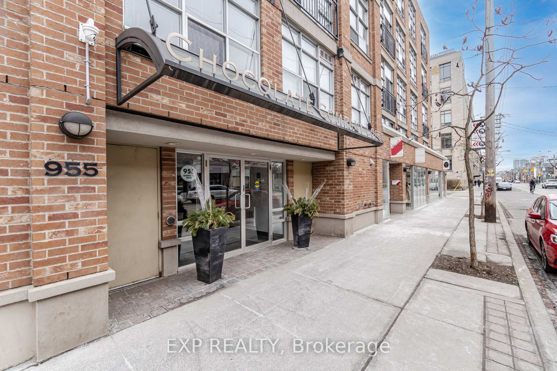 513 - 955 Queen Street W, Toronto 2