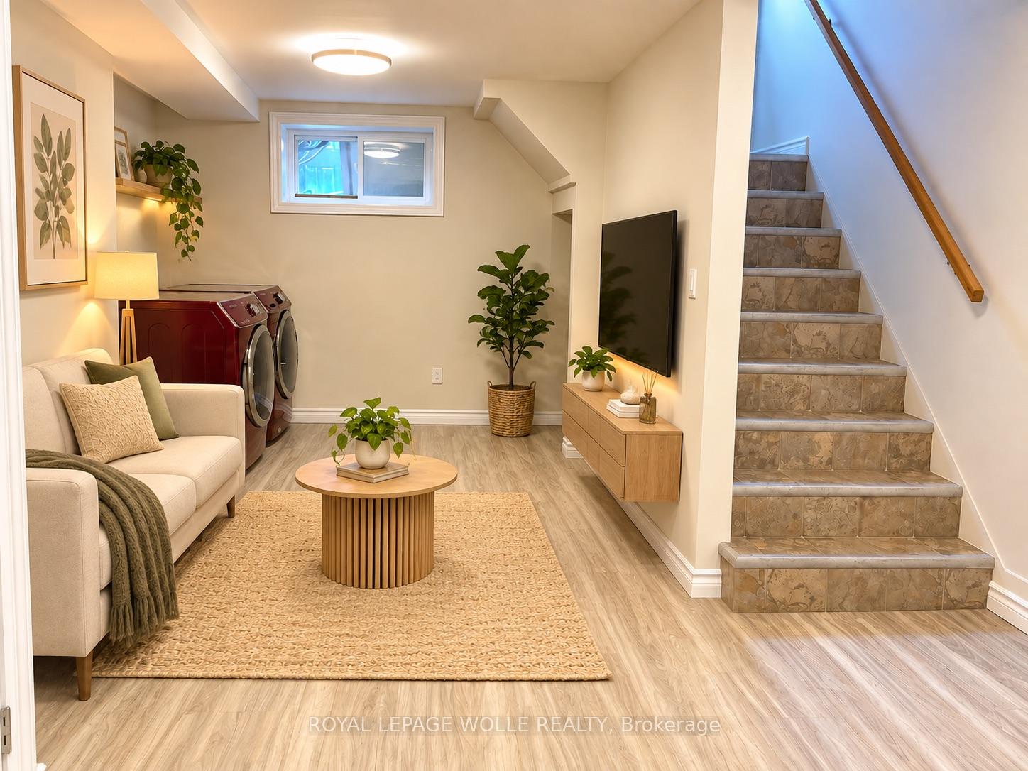 Lower - 249 Blucher Street, Kitchener 3