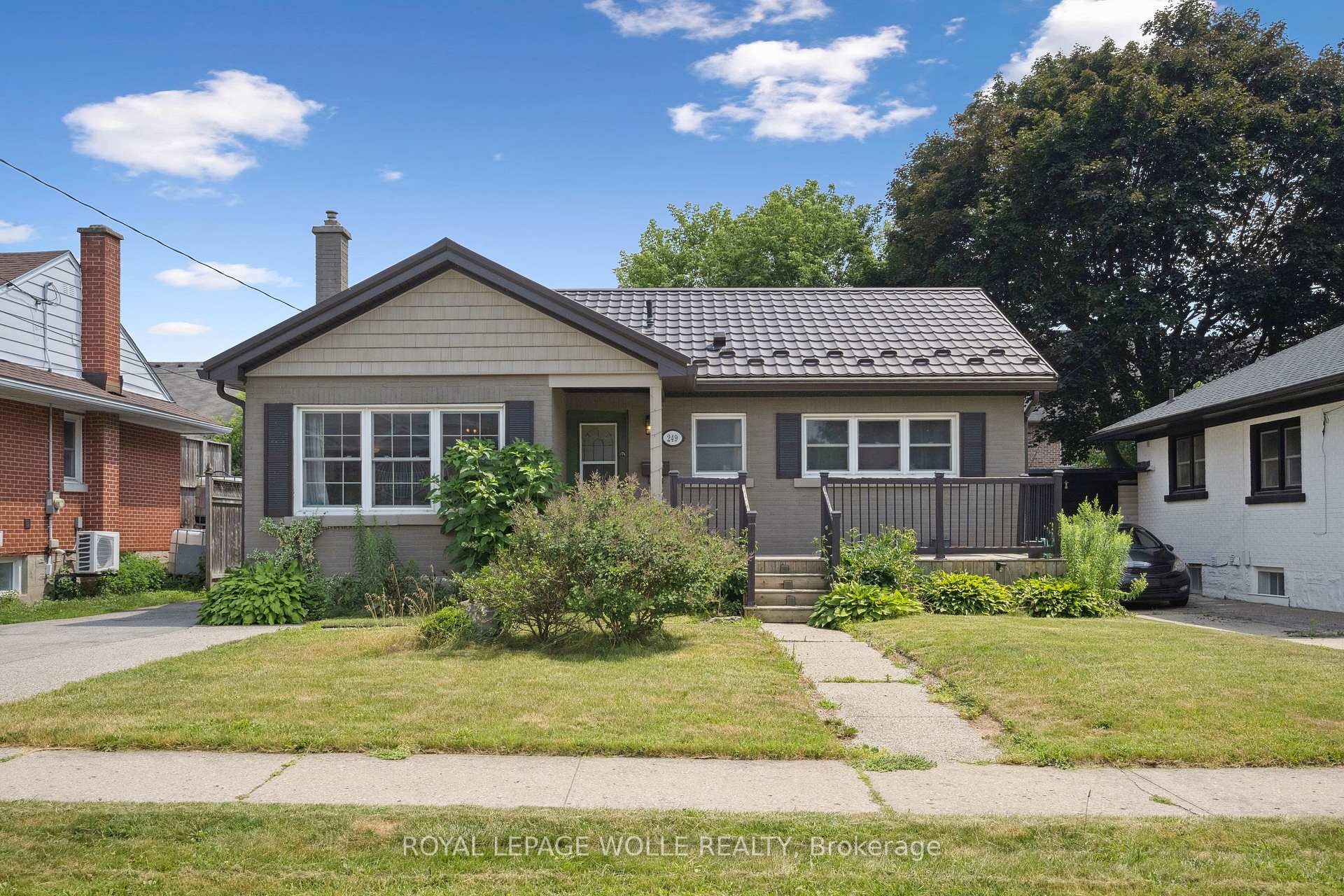 Lower - 249 Blucher Street, Kitchener 2