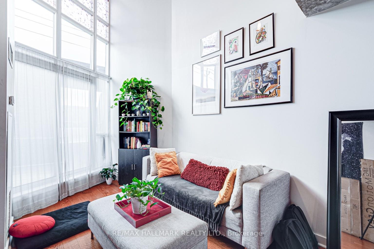 214 - 255 Richmond Street E, Toronto 5